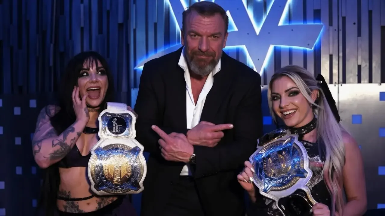 Alexa Bliss &amp; Tatum Paxley Capture Gold: SmackDown Shocker