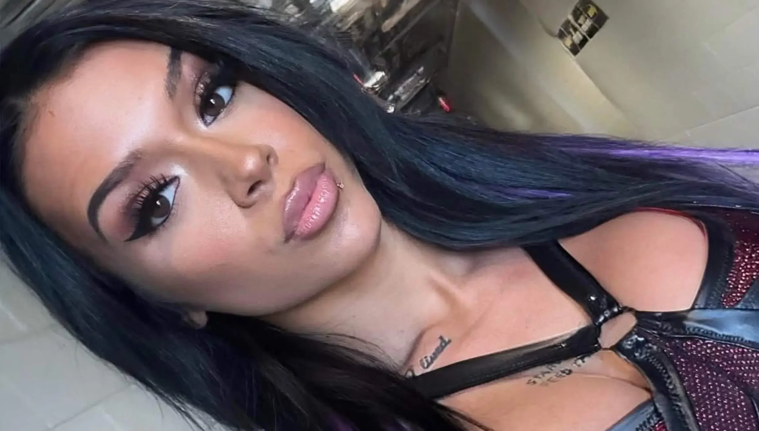 TNA’s Elayna Black Drops New Photos and TikTok