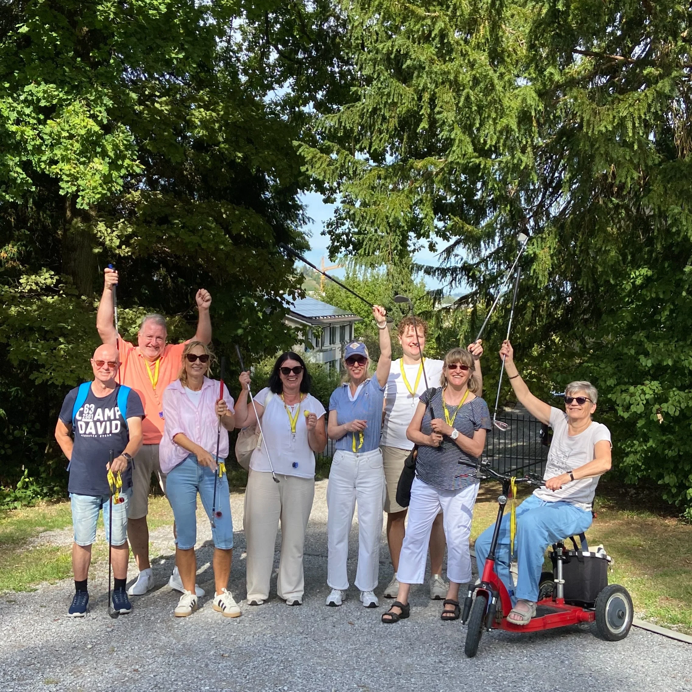 here we goooooo-lf 🏌🏻&zwj;♀️⛳️🏌️&zwj;♂️
#urbangolf #golf #fungolf #streetgolf #xgolf