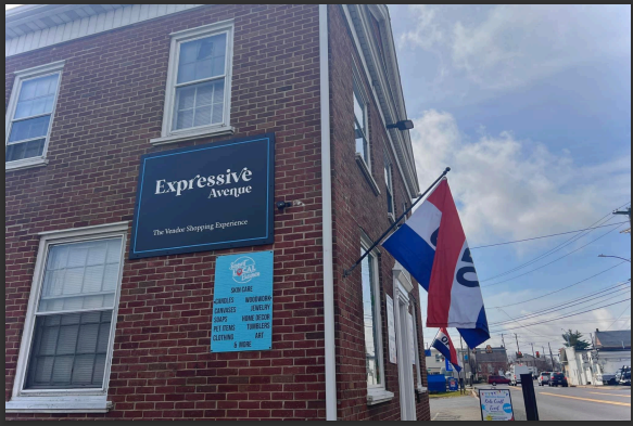 Expressive Avenue Vendor Shop