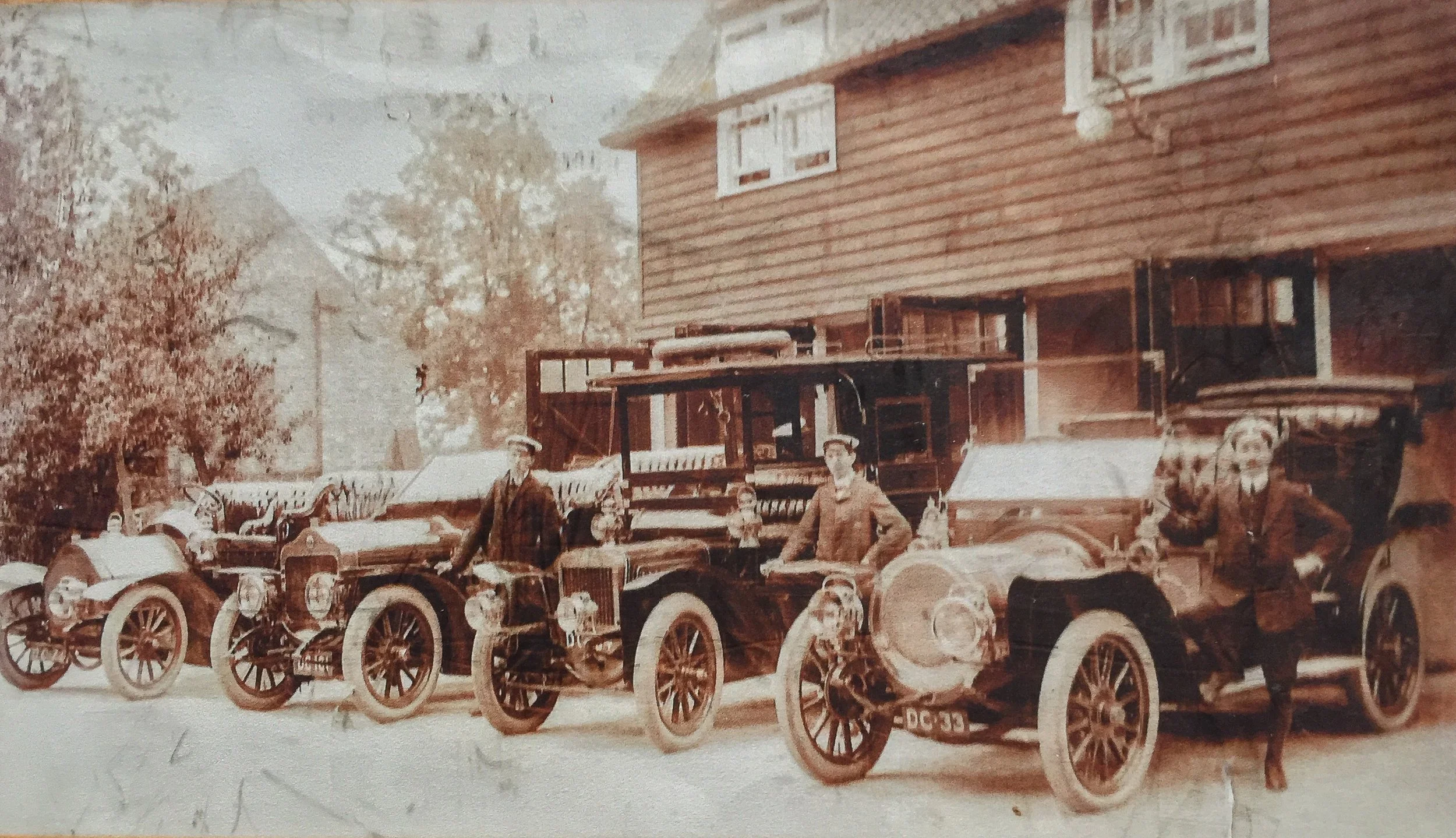 mohouse pre-1913.jpg