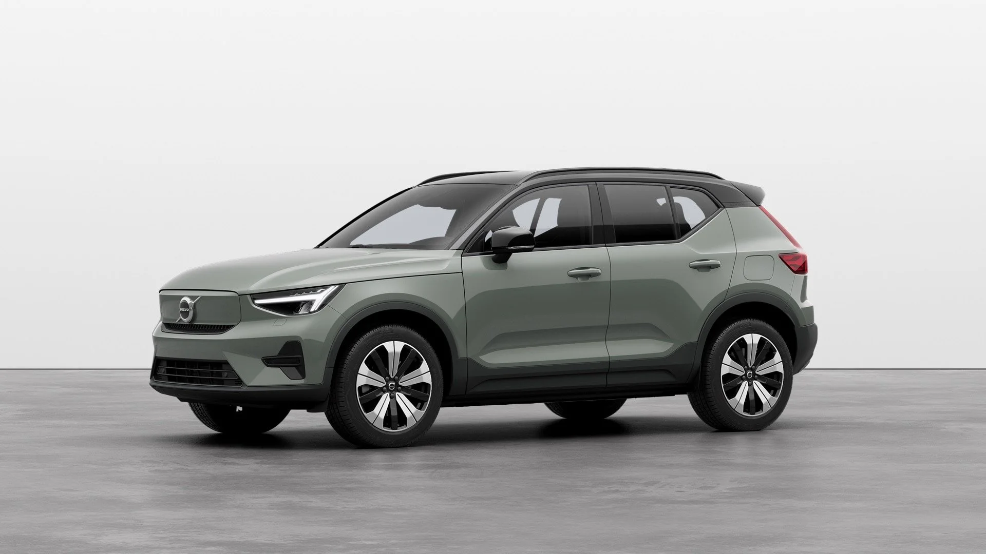 VOLVO.jpg