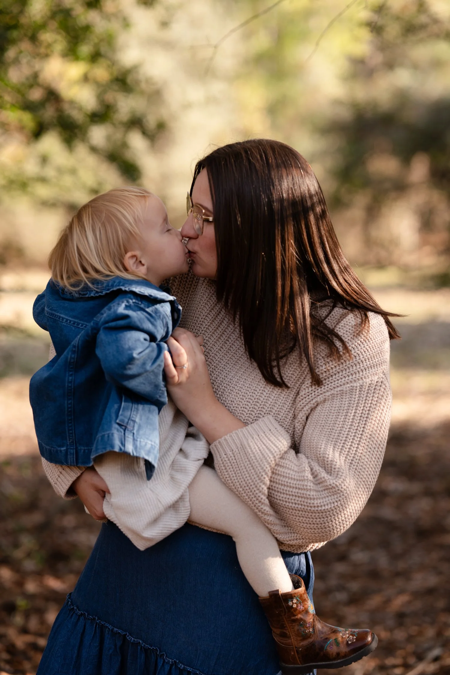 ThanksgivingFamPhotos2025WEB-76 copy.jpg