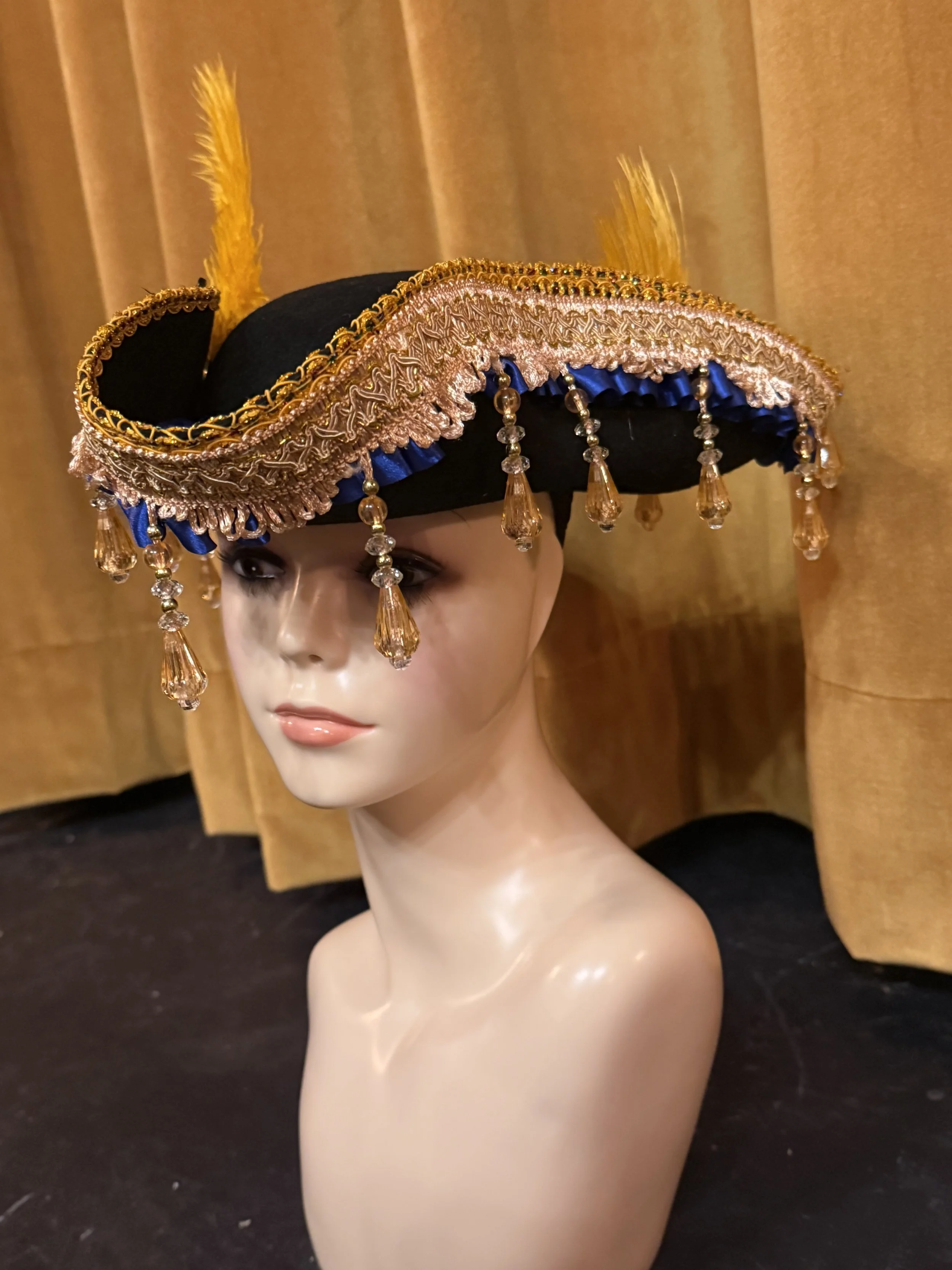 top pirate hat look 1-4.jpeg