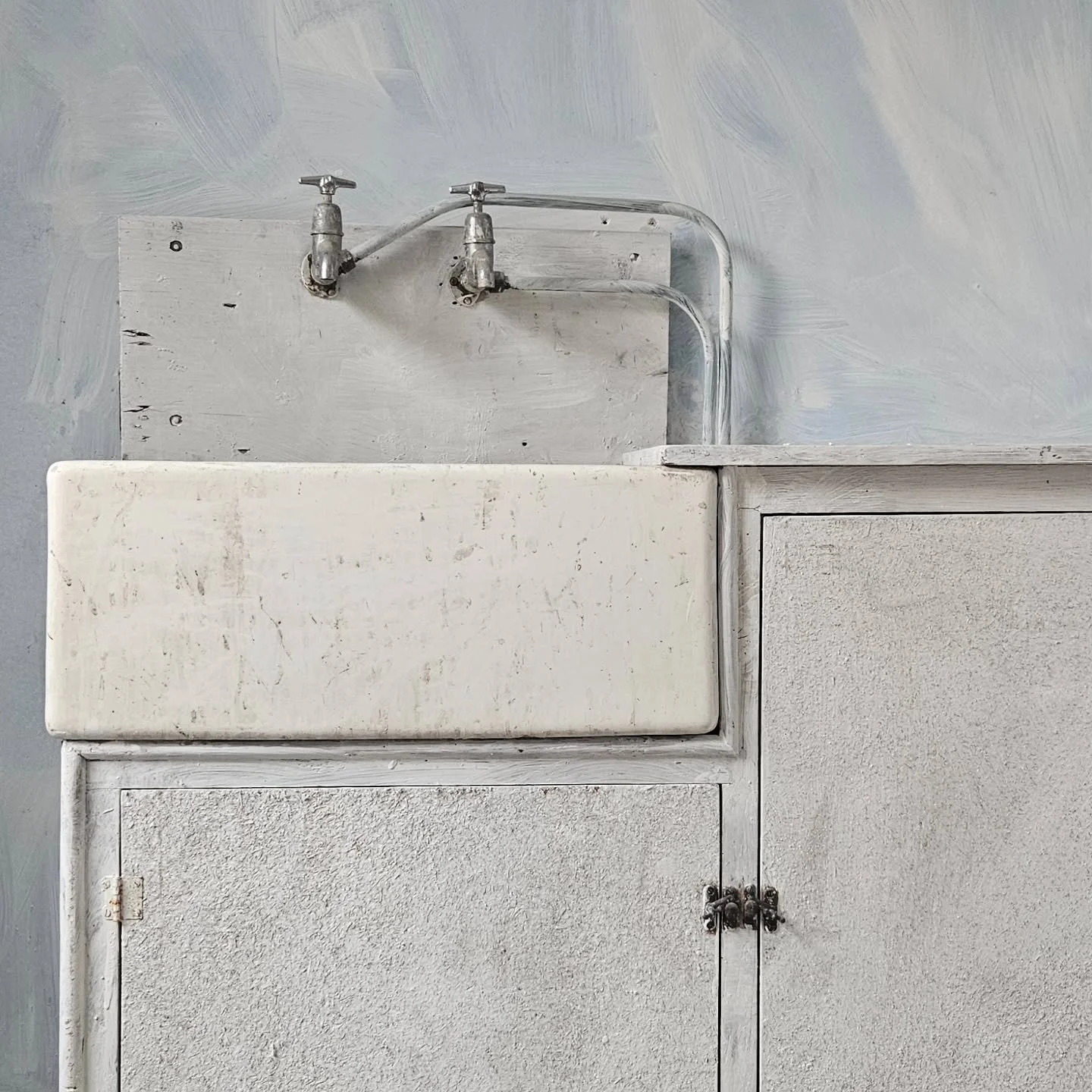 Captured this today on a vacant historic building inspection for a client. Certain areas seemed frozen in time. One of the pleasures of my job is experiencing these buildings. #architectureireland #archilovers #architecture #corkcity #corkarchitects 