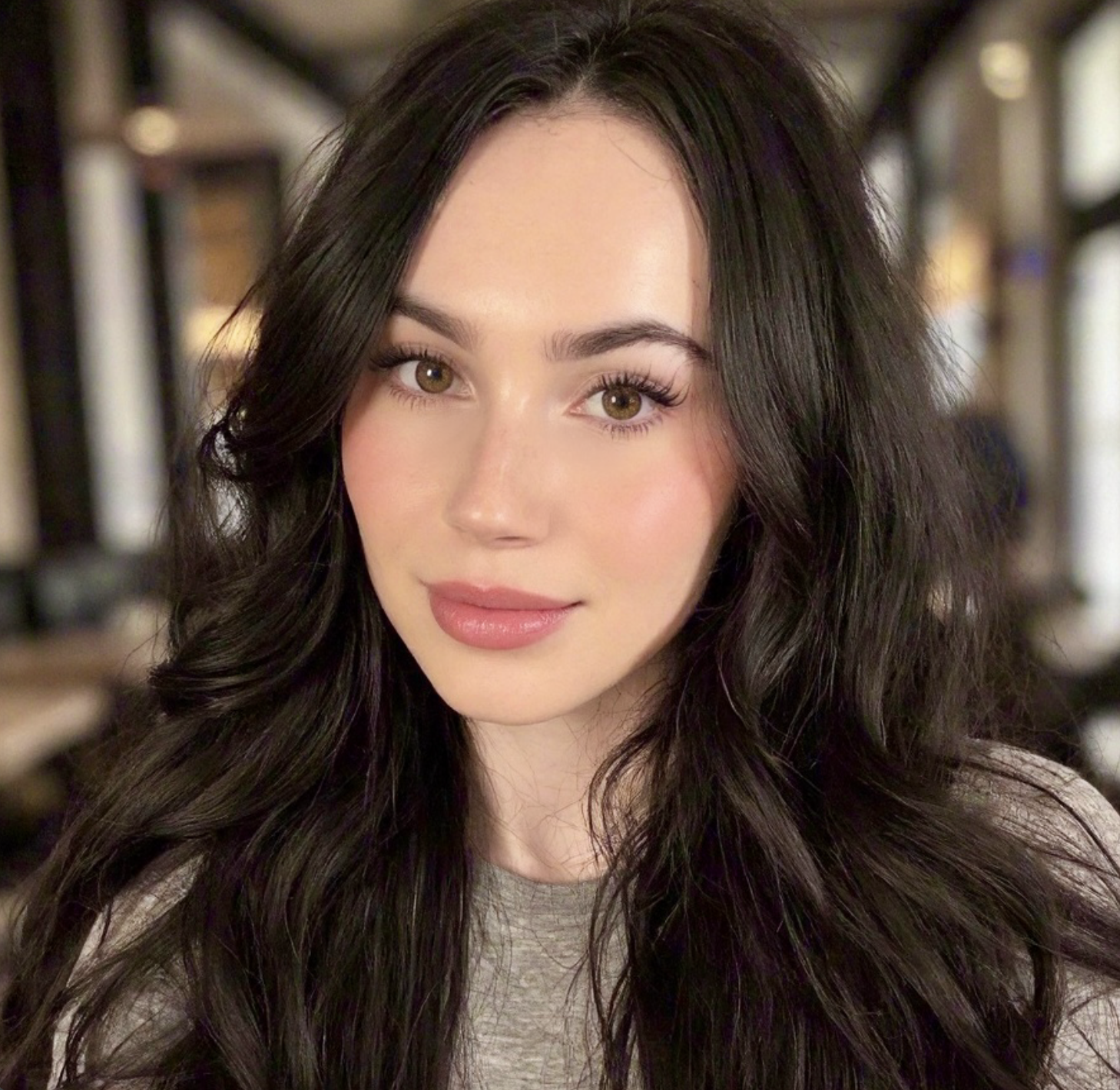 Julia Meyers, Therapist and Professional Clinical Counselor offering psychotherapy, emotional support, and mental health counseling.