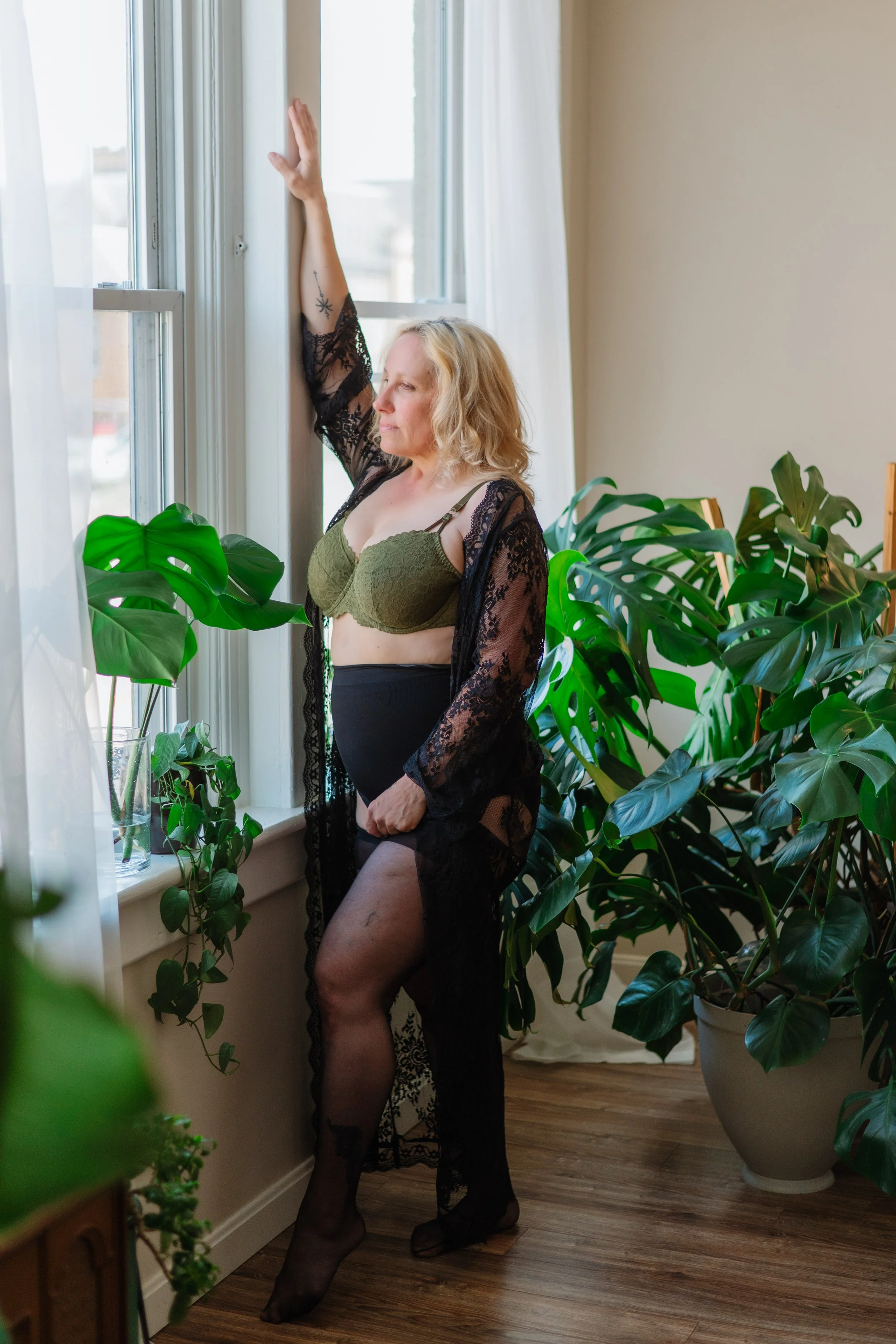 BOUDOIR FOR WOMEN OVER 40