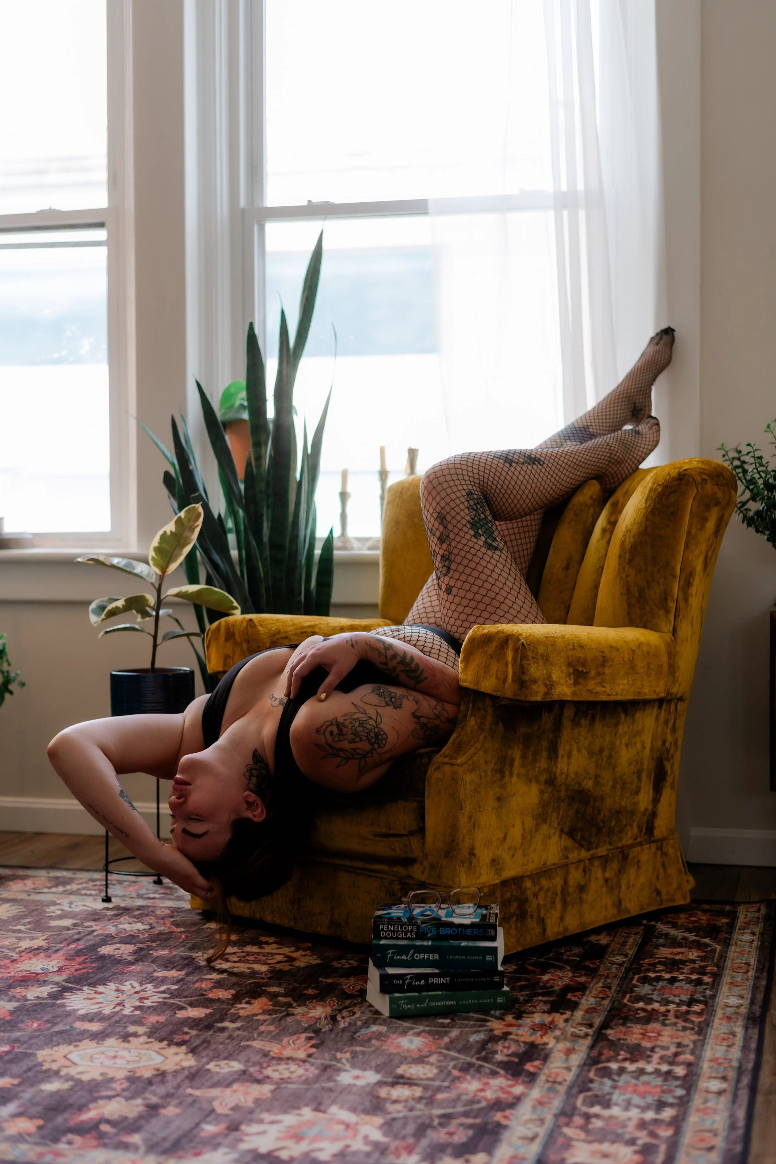 plus size boudoir shoot 