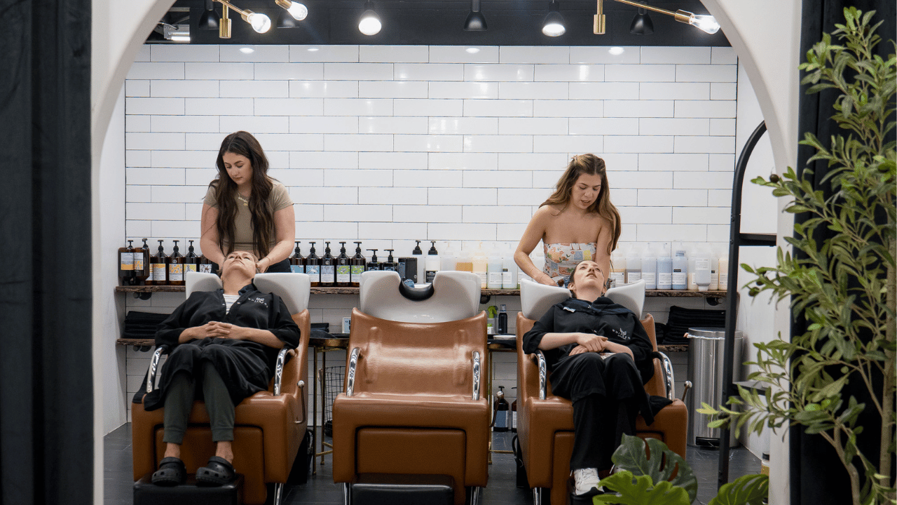 Current Hair Trends and Timeless Styling Techniques