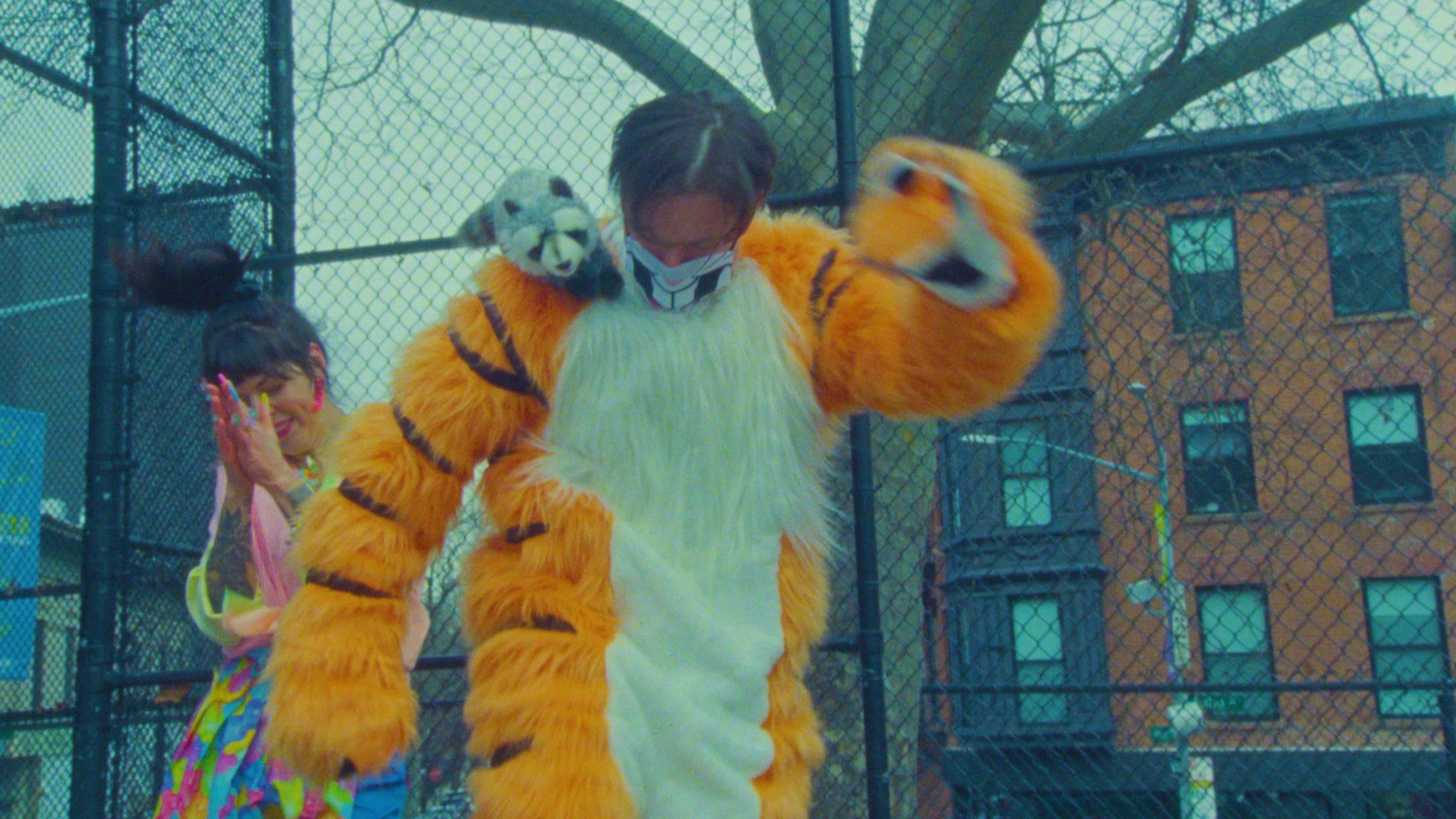 Sleigh Bells Bunky Pop Master.mov.00_02_06_09.Still054.jpg