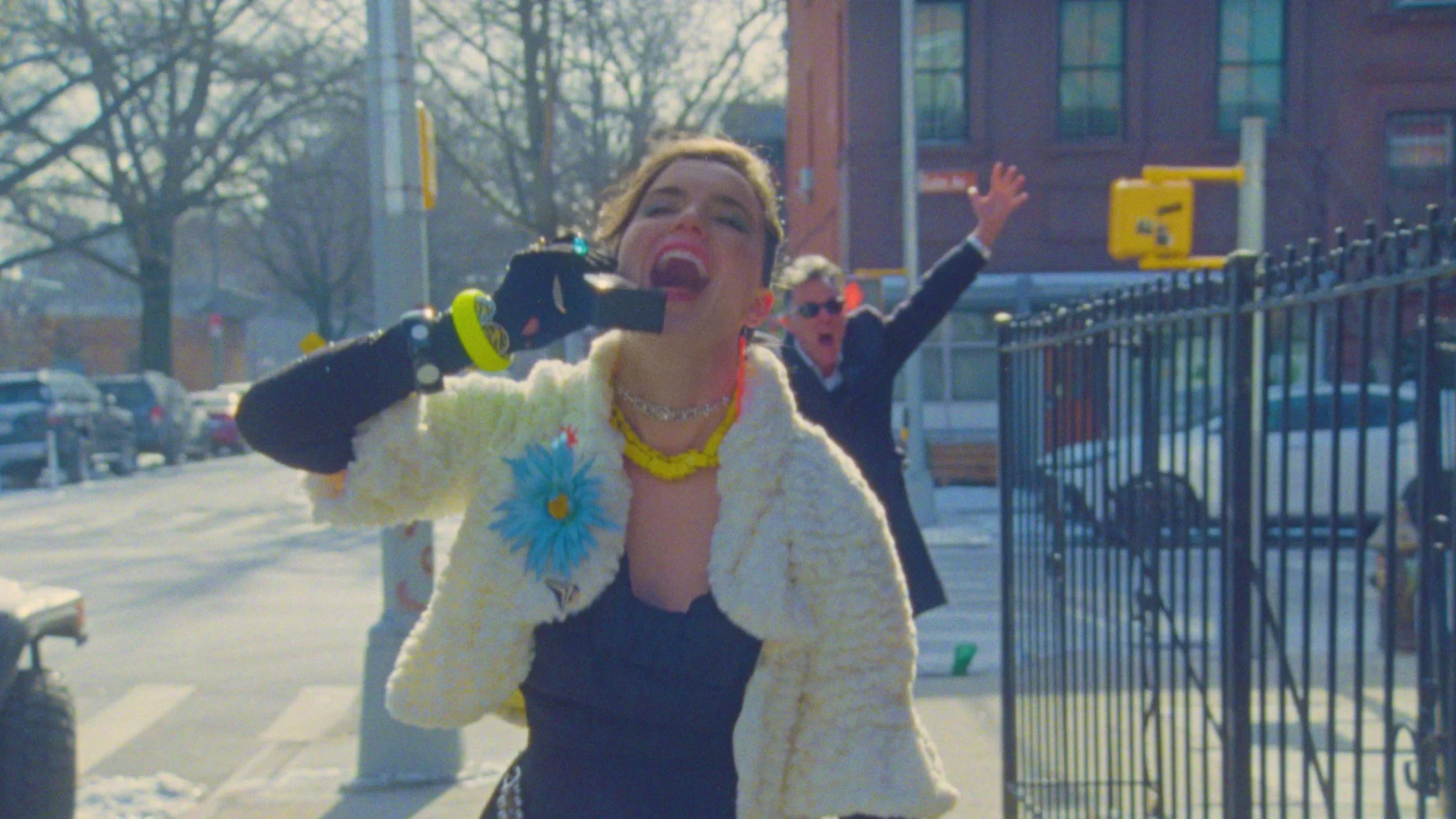 Sleigh Bells Bunky Pop Master.mov.00_00_20_19.Still007.jpg