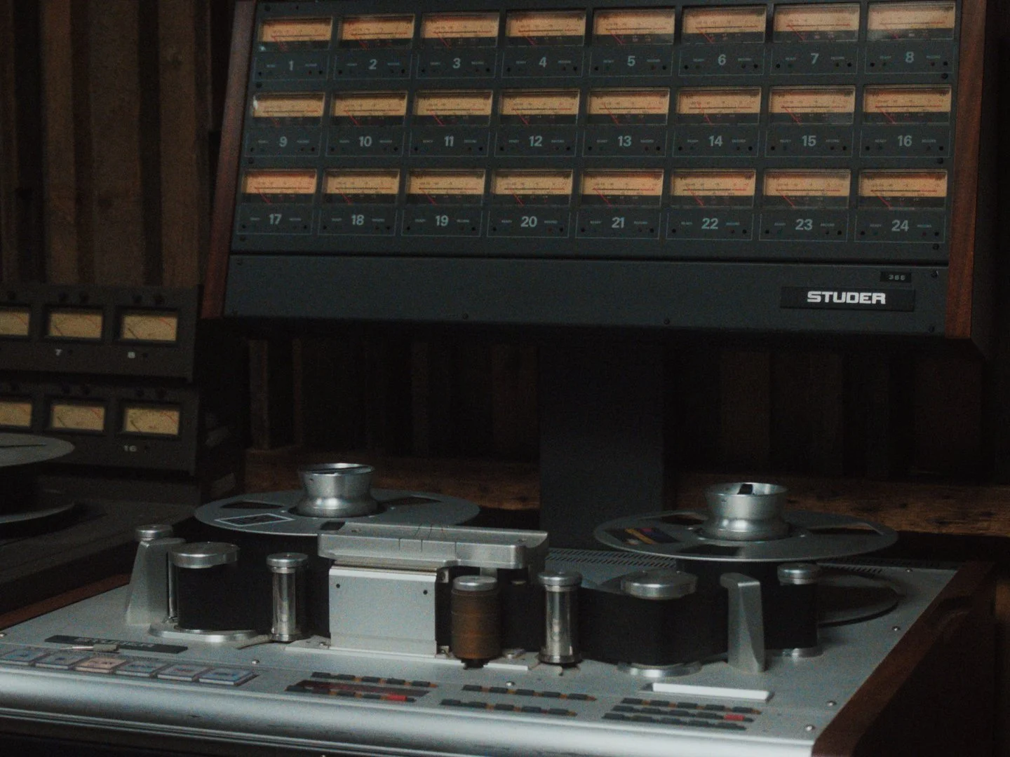 Stereophonic_4x3-15.jpg