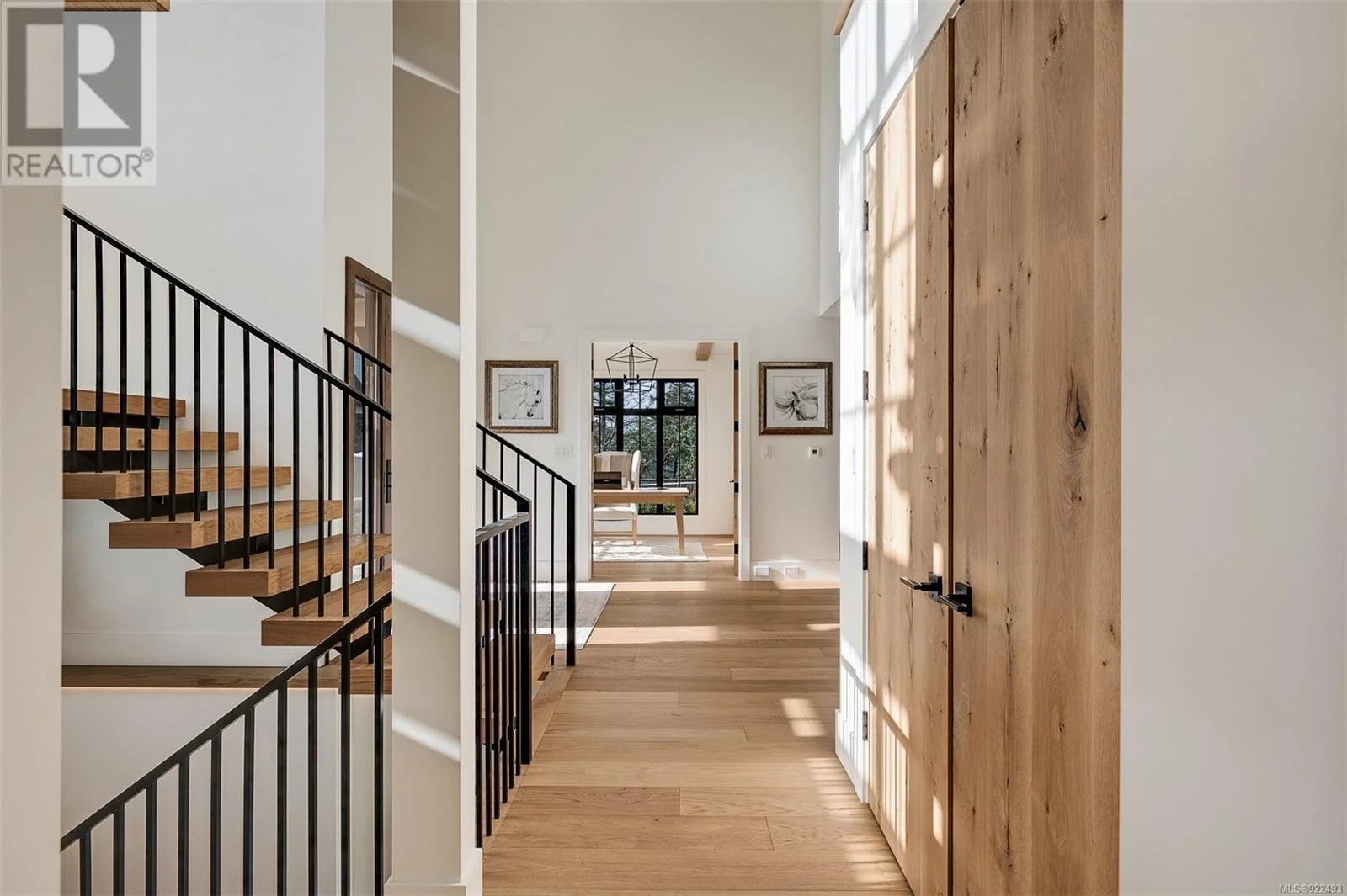 knotty oak closet doors.jpg