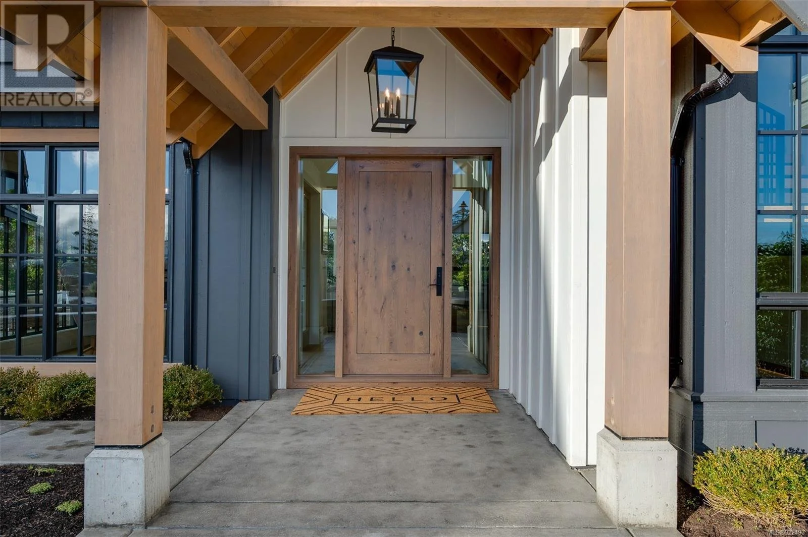 490 Flush Knotty white oak entry.jpg