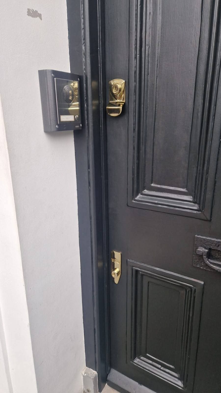 Locksmith West London | Emergency Locksmith Acton, Ealing &amp; Nearby