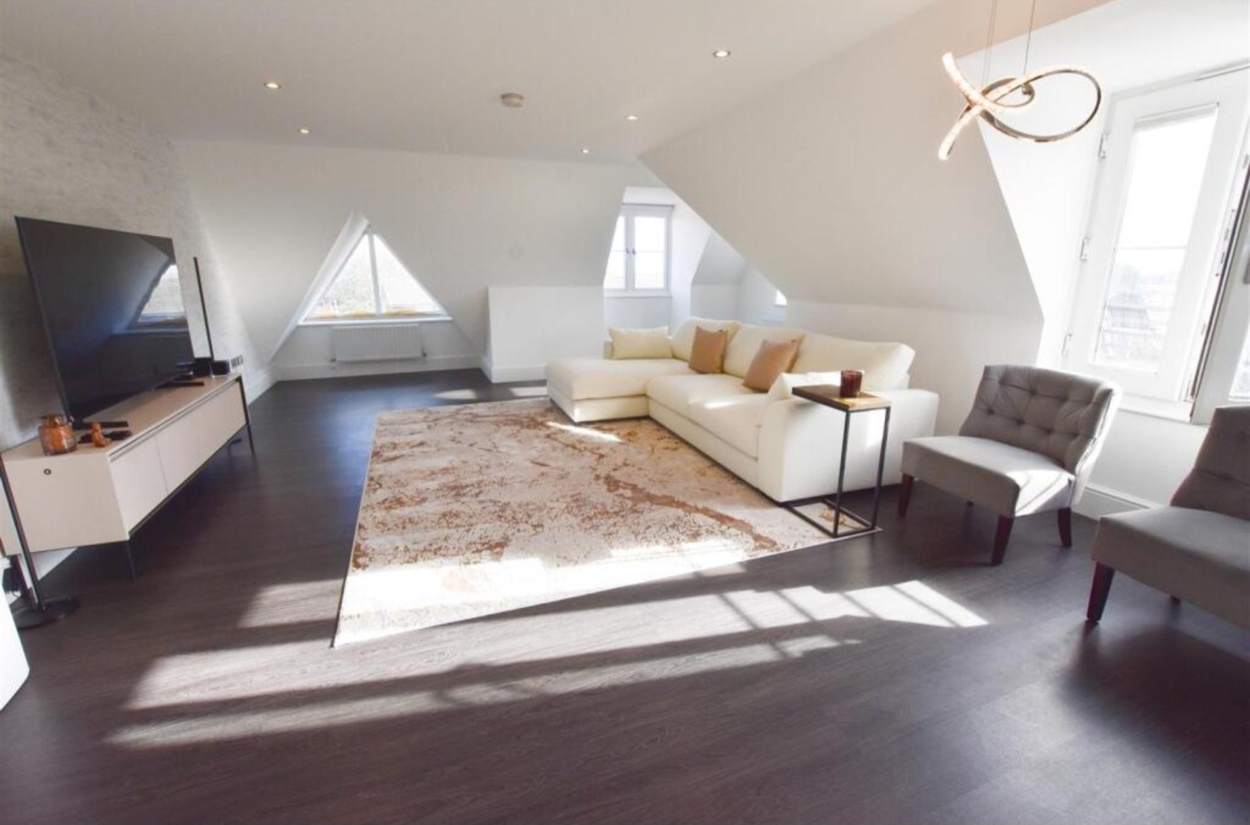 Living room professionally cleaned for landlord inspection in Hackney