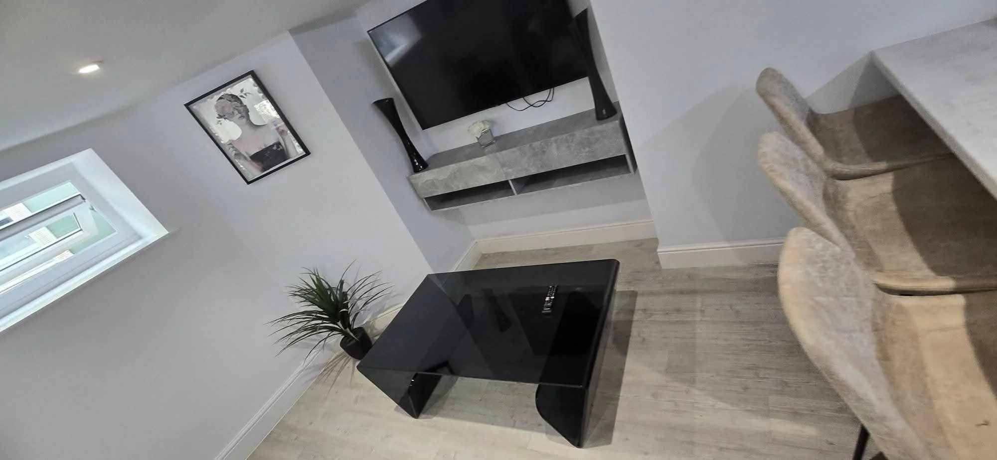 Living room refreshed and cleaned in Chiswick