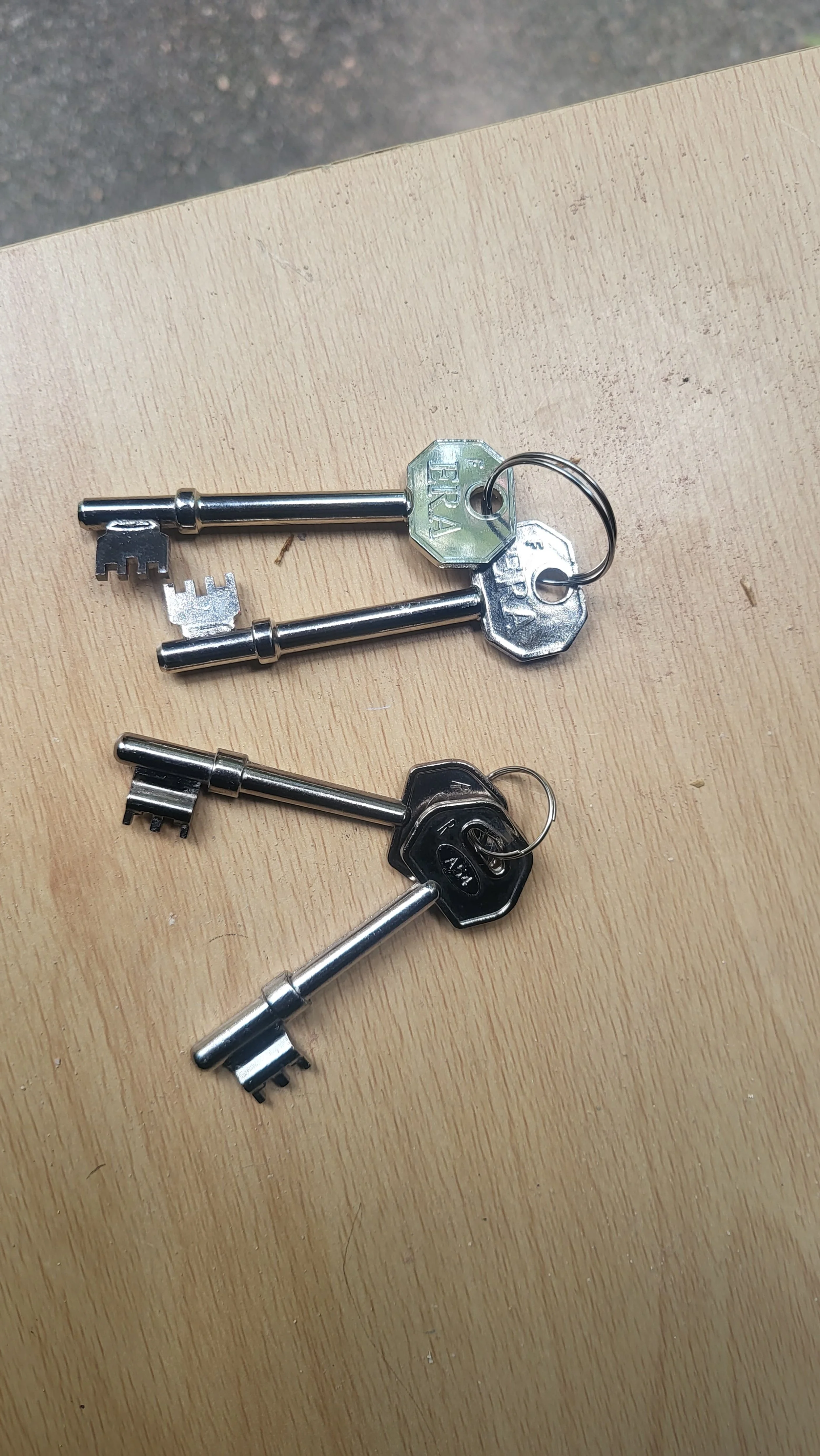 Door lock replacement carried out in Barking and Dagenham