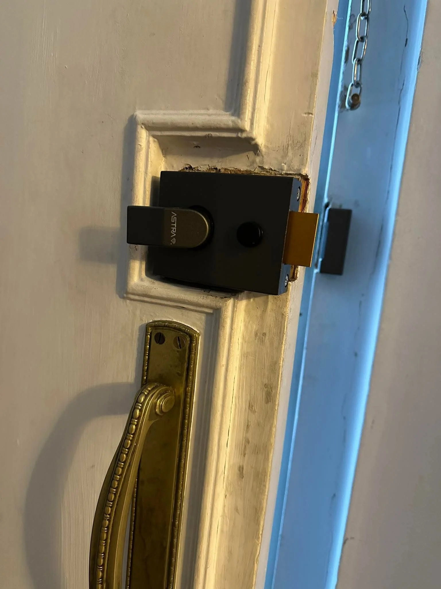 Composite front door with upgraded euro cylinder lock installed by Kensington locksmith.