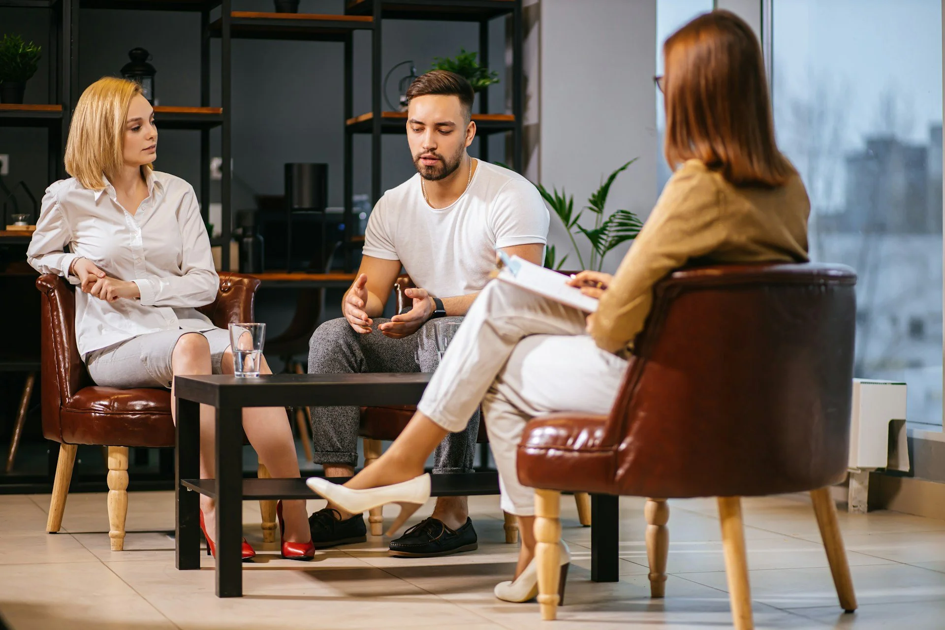 Should You Try Relationship Therapy Before Resentment Builds?