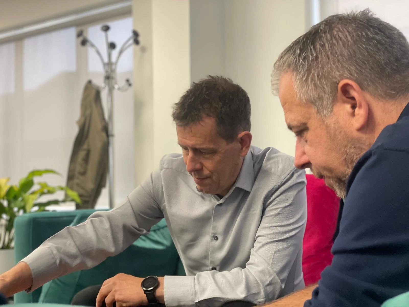 The age of shallow insight