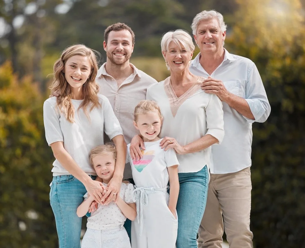 A smiling family in Horsham, PA.