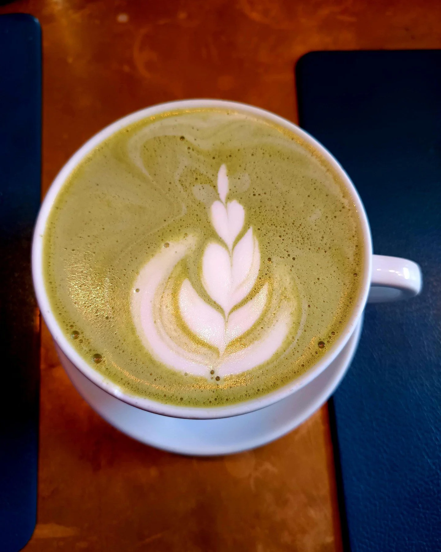 Matcha mornings ✨ Perfectly whisked, beautifully poured. This is what we're all about at Calaveras&mdash;quality coffee, quality vibes. ☕💚
