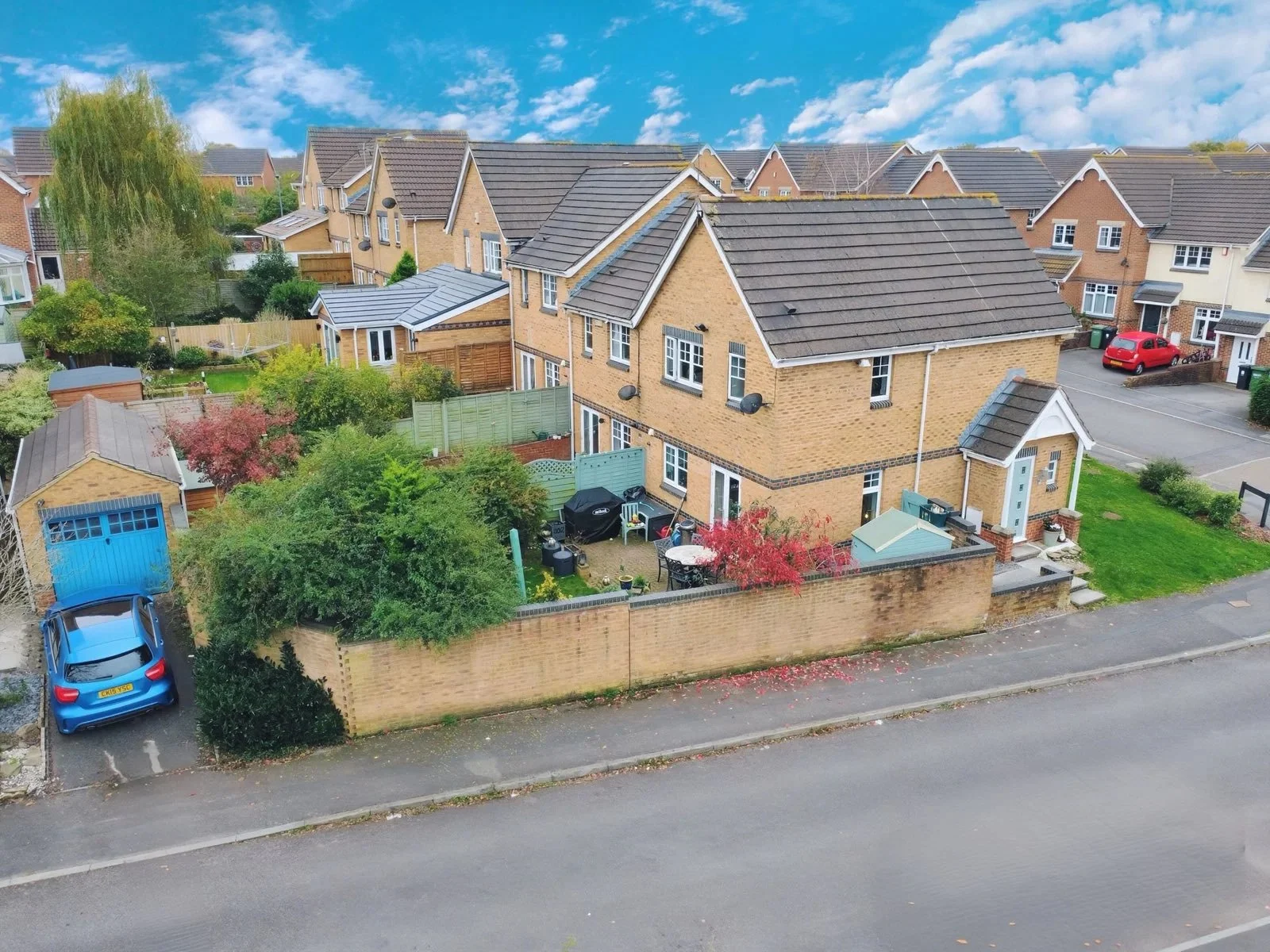 Residential street and housing estate in Bradley Stoke BS32