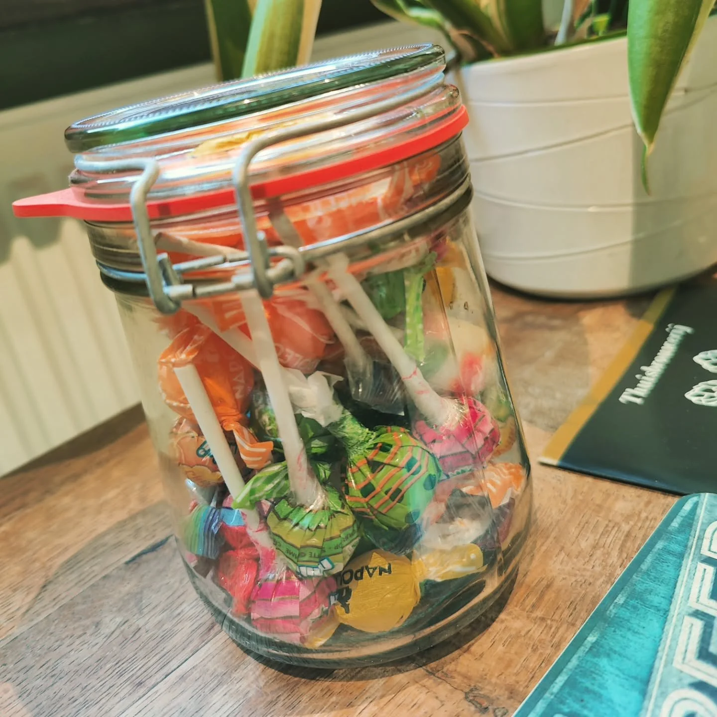 Verse snoepjes voor de brave kindjes (of voor de sneukeloars of course).