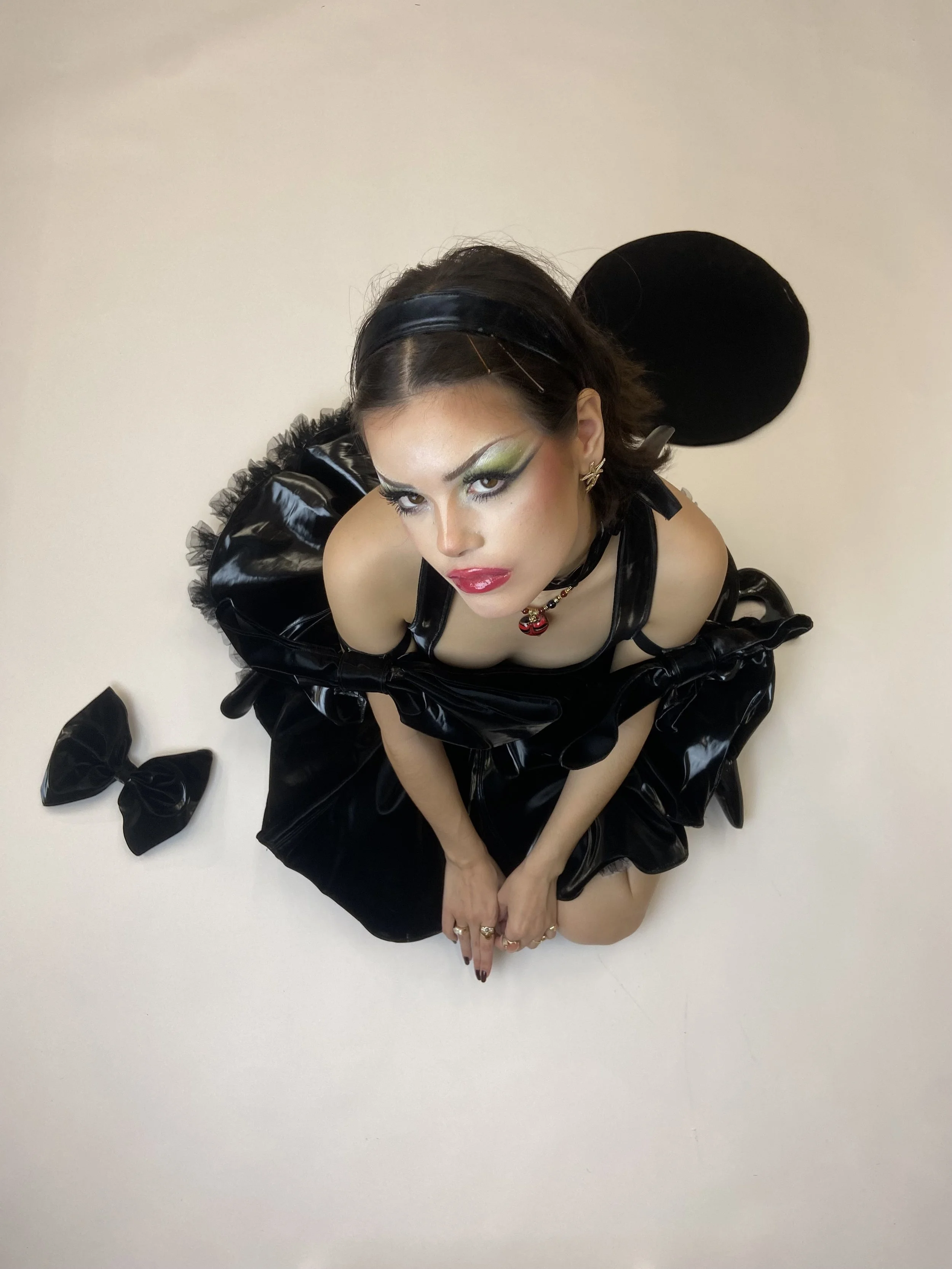Xtina Kitten Heel in. ‘Night in New York’ dress shot by Williamfhenderson