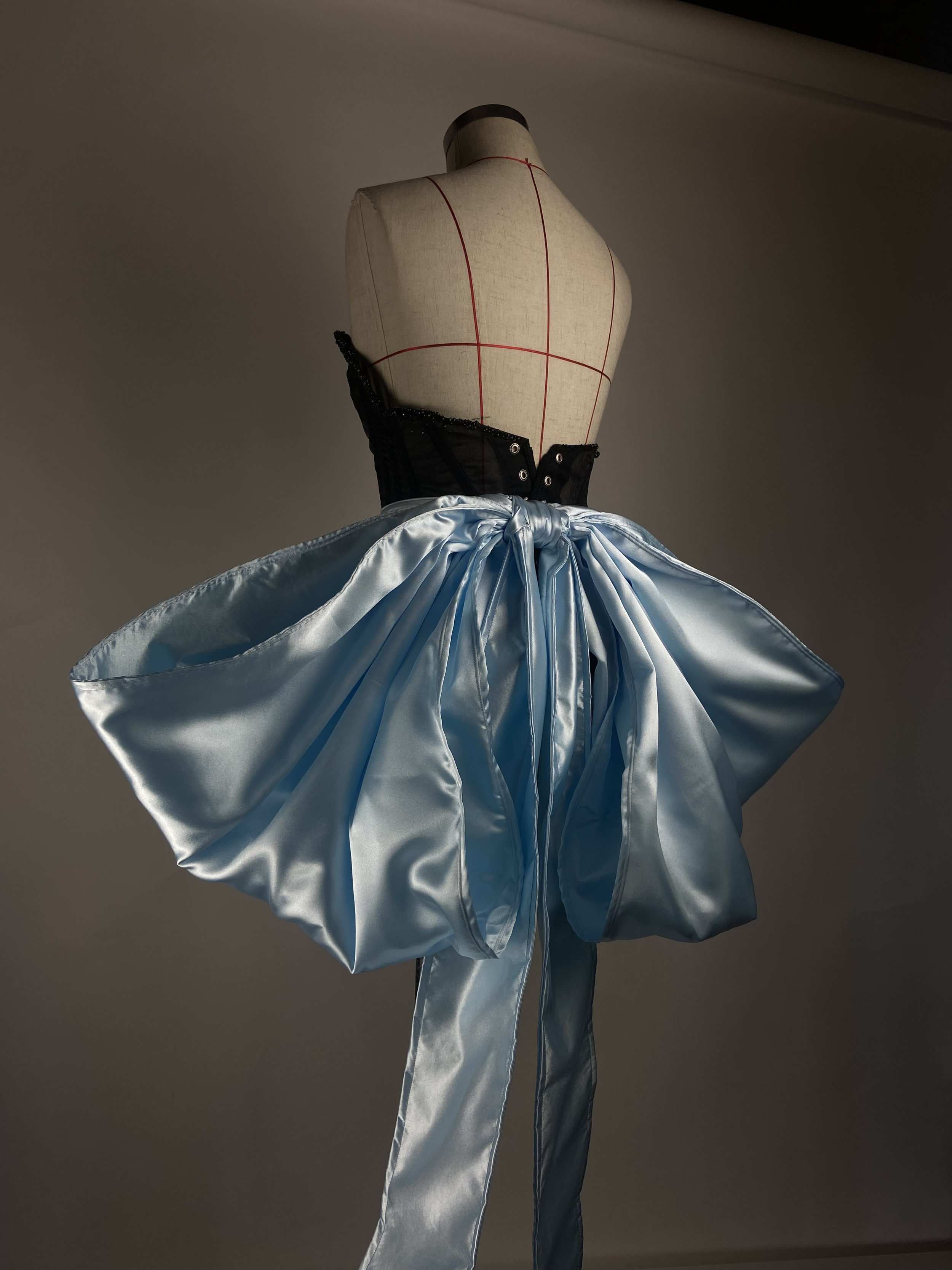 Custom corset and bow for Jamel Matthias
Shot by Williamfhenderson 