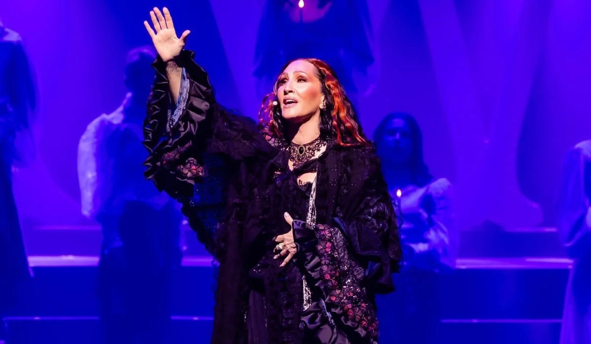 Michelle Visage wearing custom Tante Hansa corset, skirt and sleeves in Sea Witch the Musical. 
