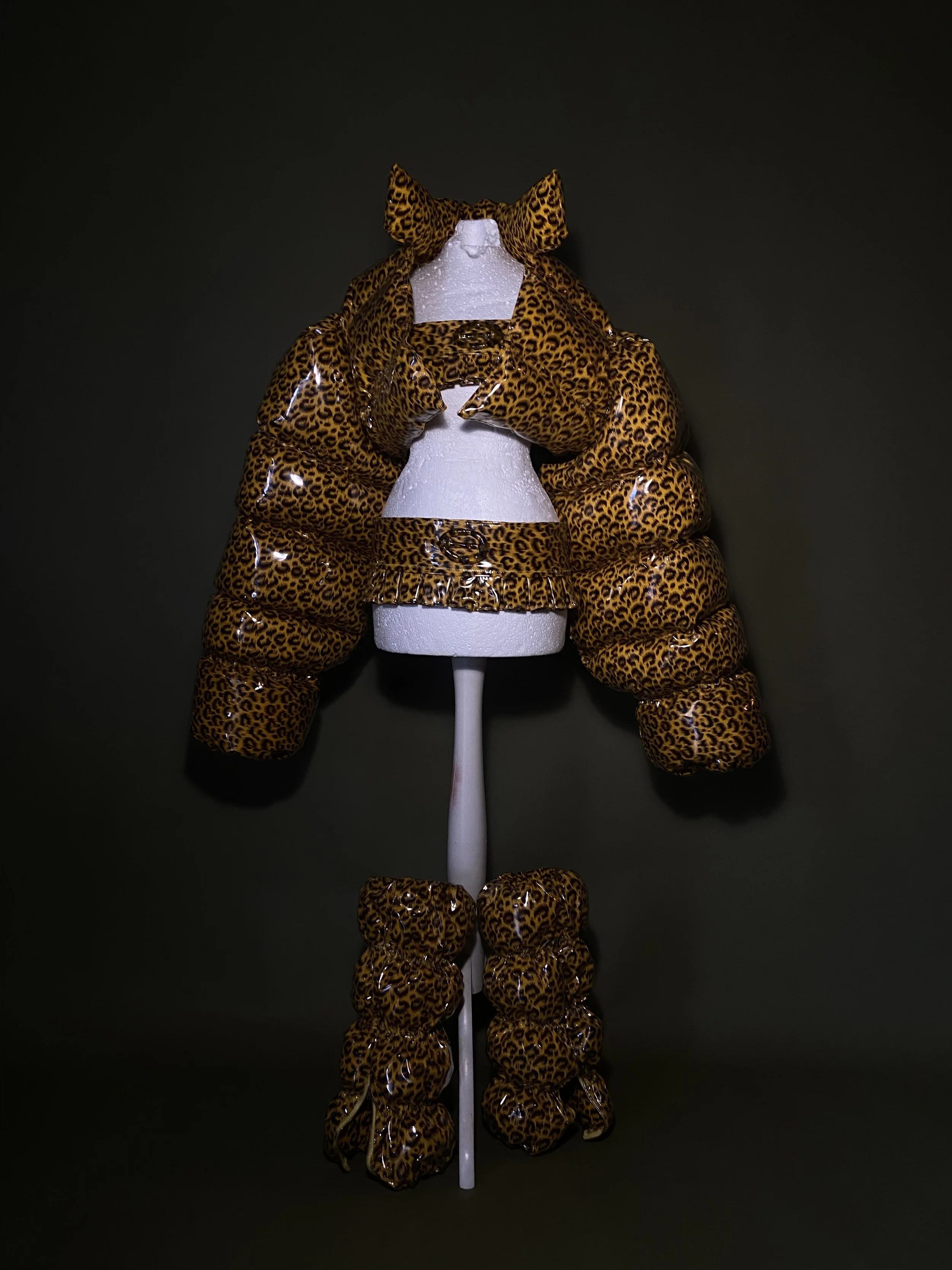 Custom puffer coat and skirt ensemble for Black Peppa.
Photos by William F Henderson.