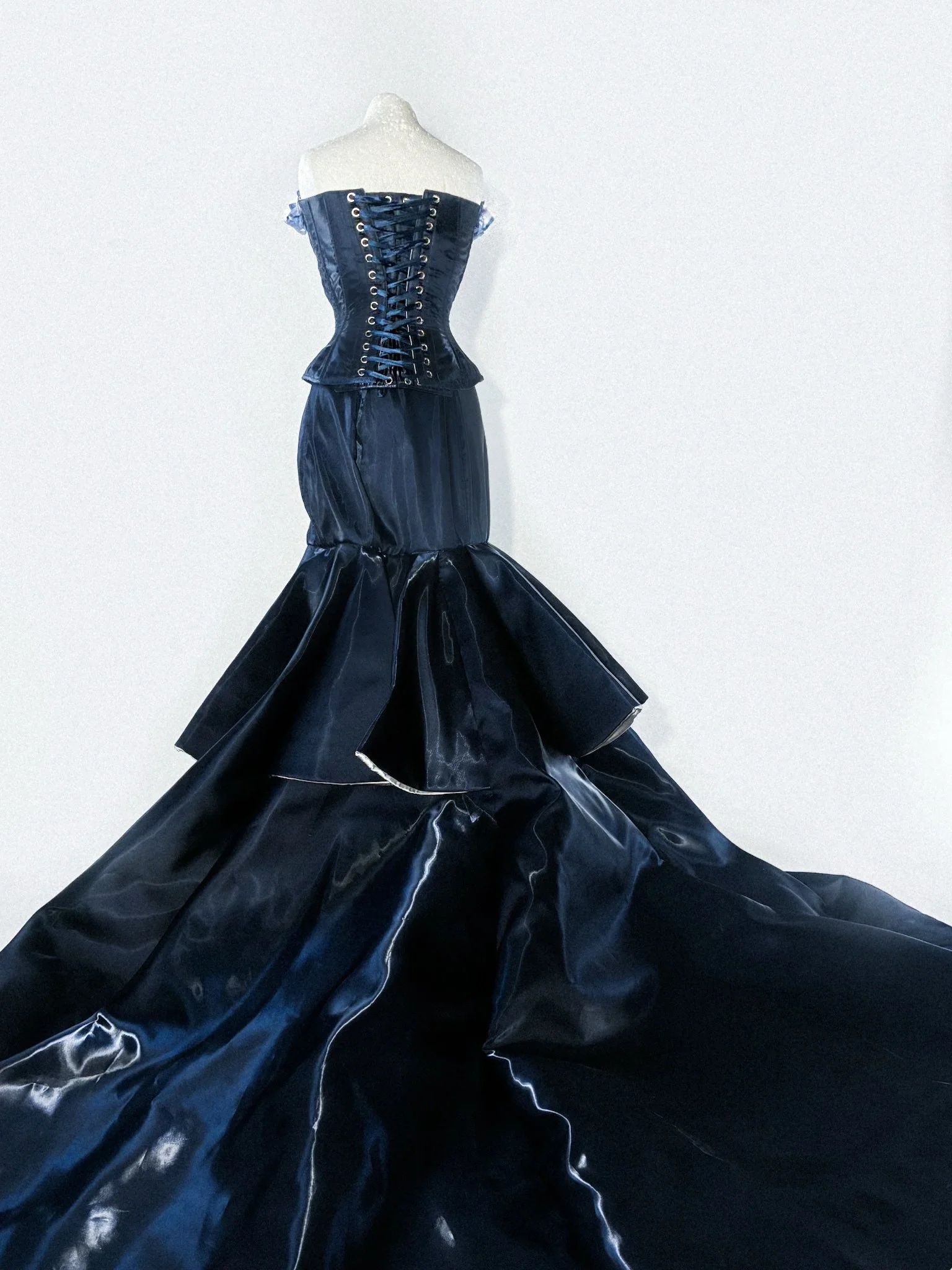 Custom ‘Queen Charlotte’ corset, skirt and sleeves for Mazz Murray in Sea Witch the Musical. Shot by William. F. Henderson. Retouches by Naomi Rush.