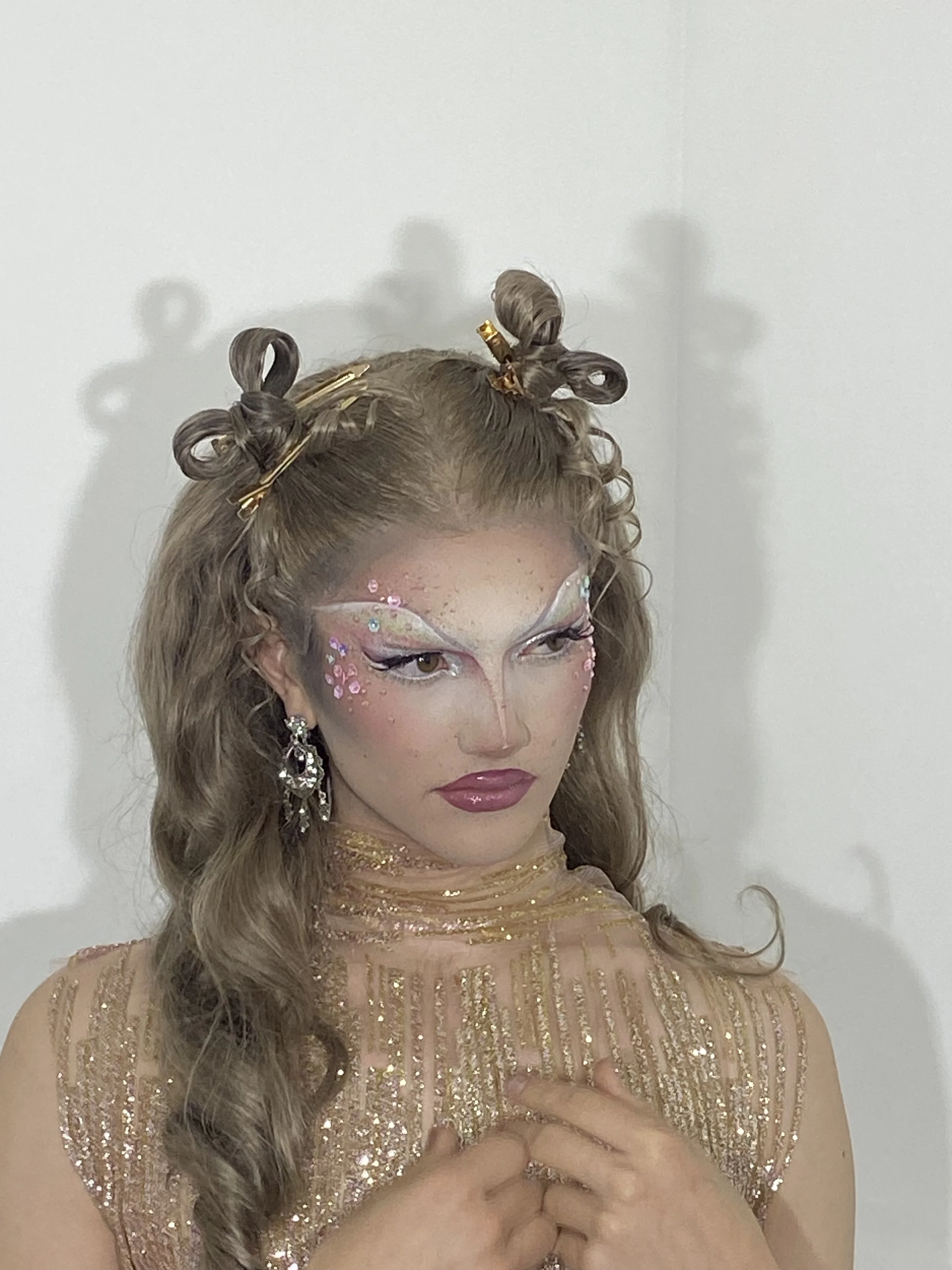 Wilma Hickey Heel in Mackie inspired sparkly dress. Shot by Pina Busch. 