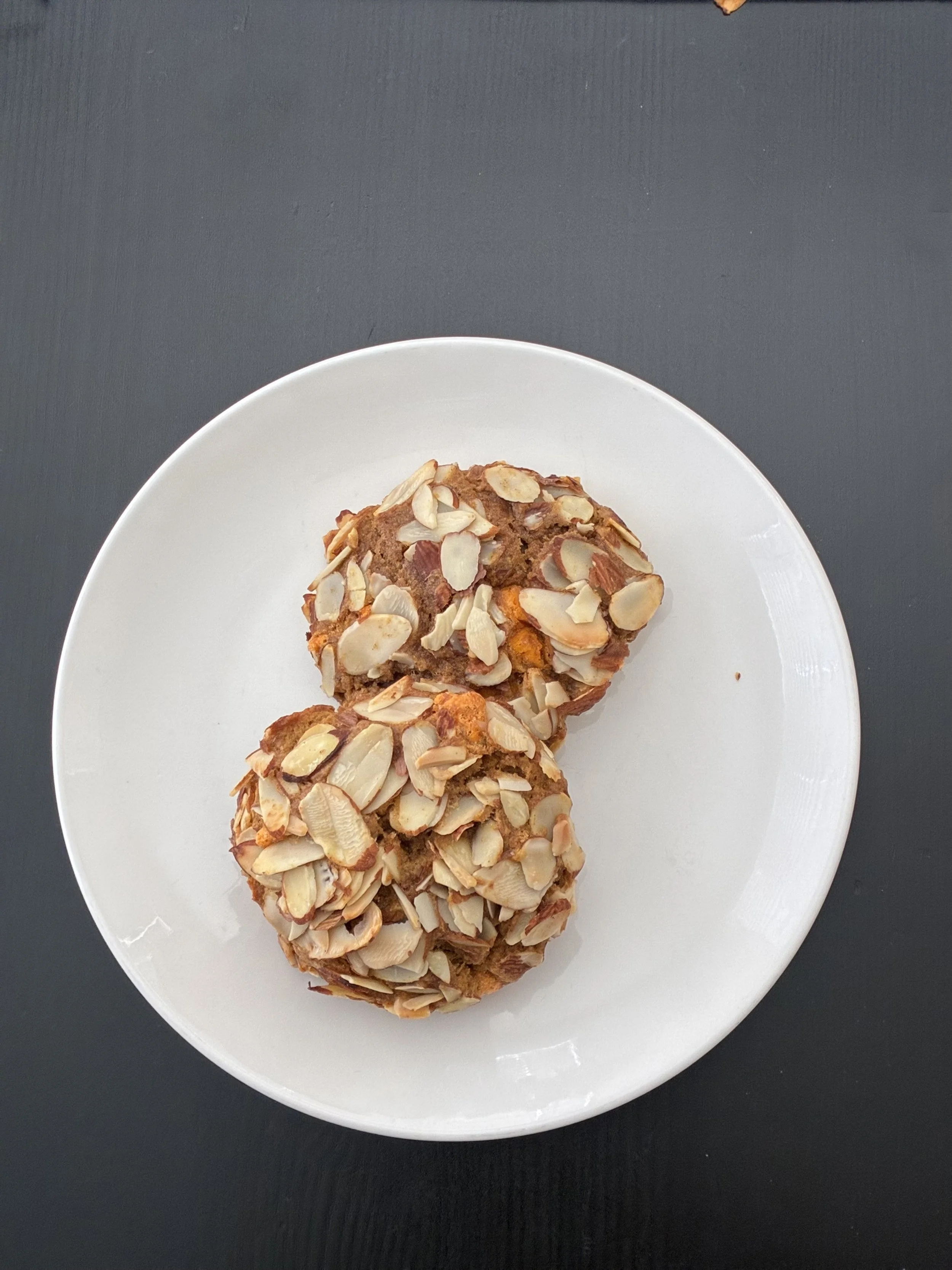 Pumpkin Cookie with almond