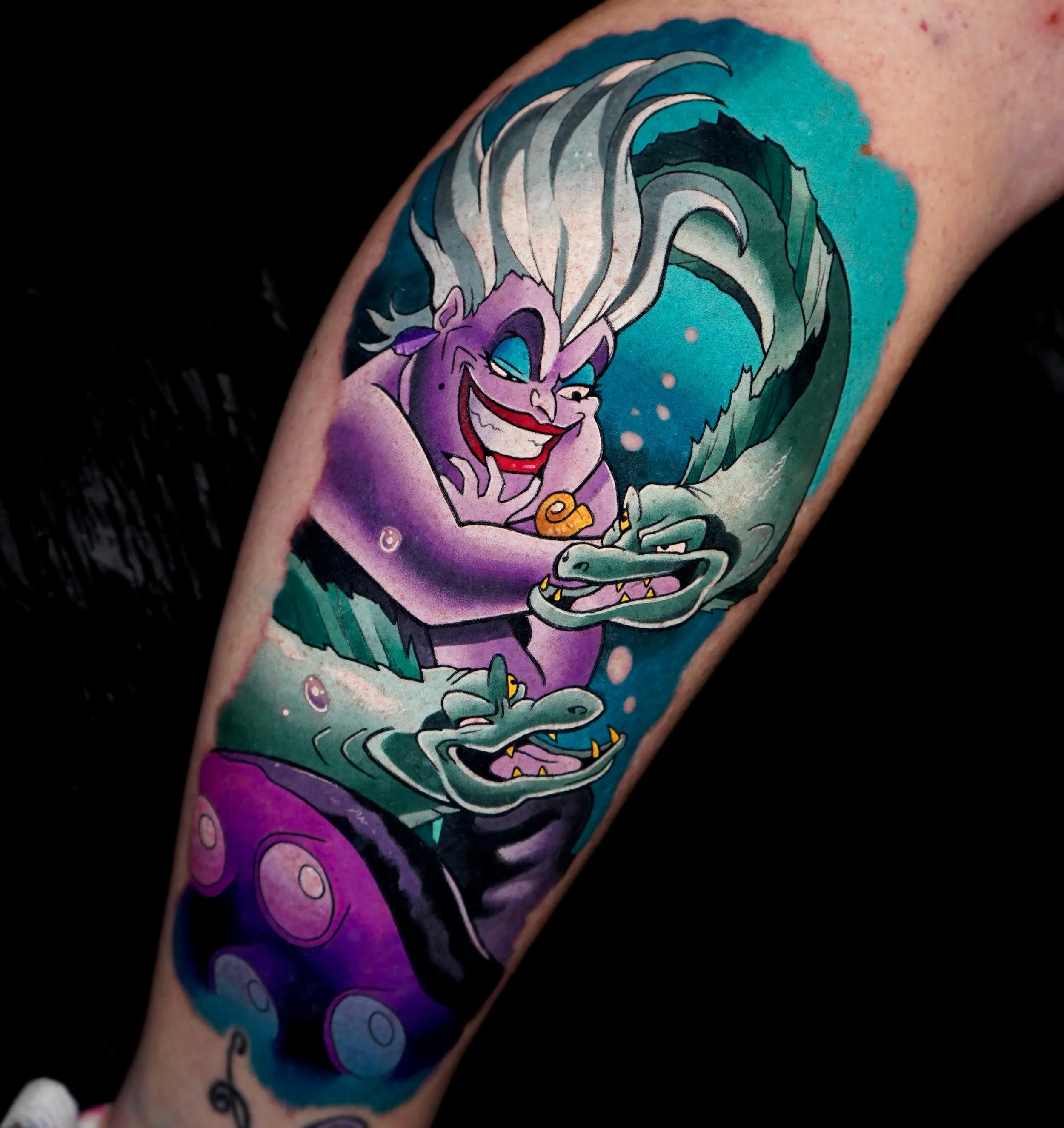 Trying to get caught up with some posts. Started a Disney villain leg sleeve last week. Stacey has big plans and I can wait to get back to it. So many cool ideas. Thank you 🙏 

#disney #disneytattoo #ursula #littlemermaid