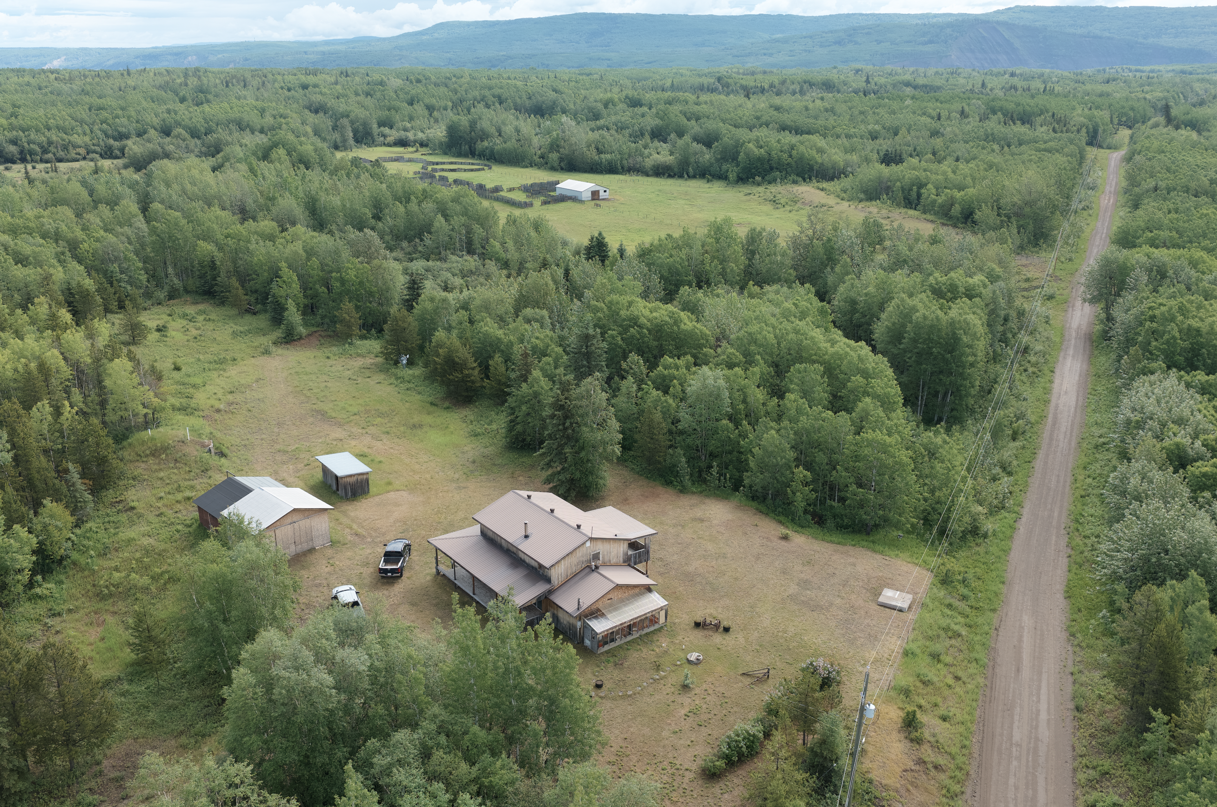 562 Willlis Road, Chetwynd Rural