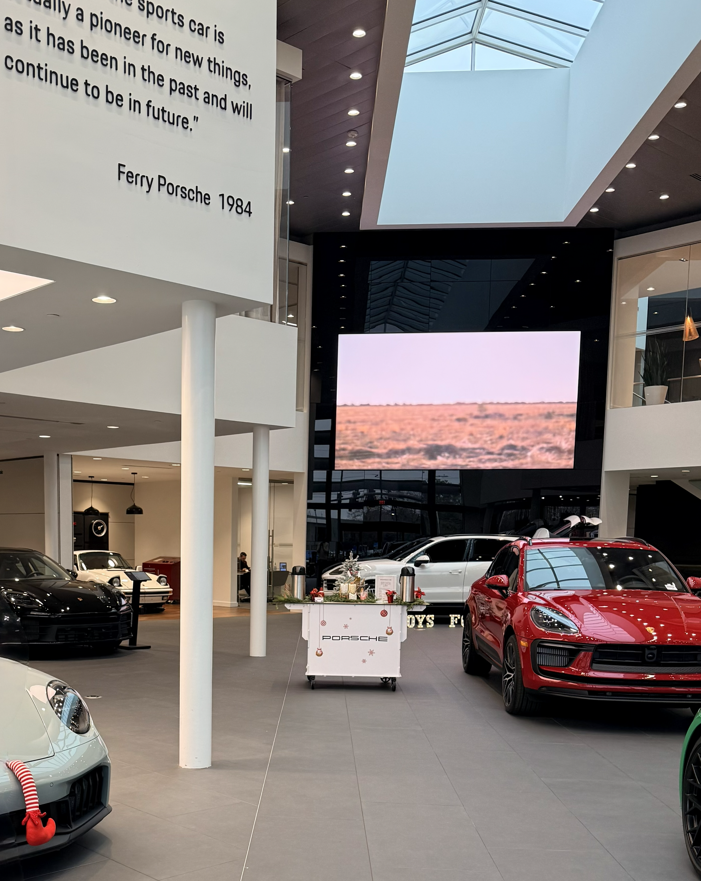 Porsche far.png