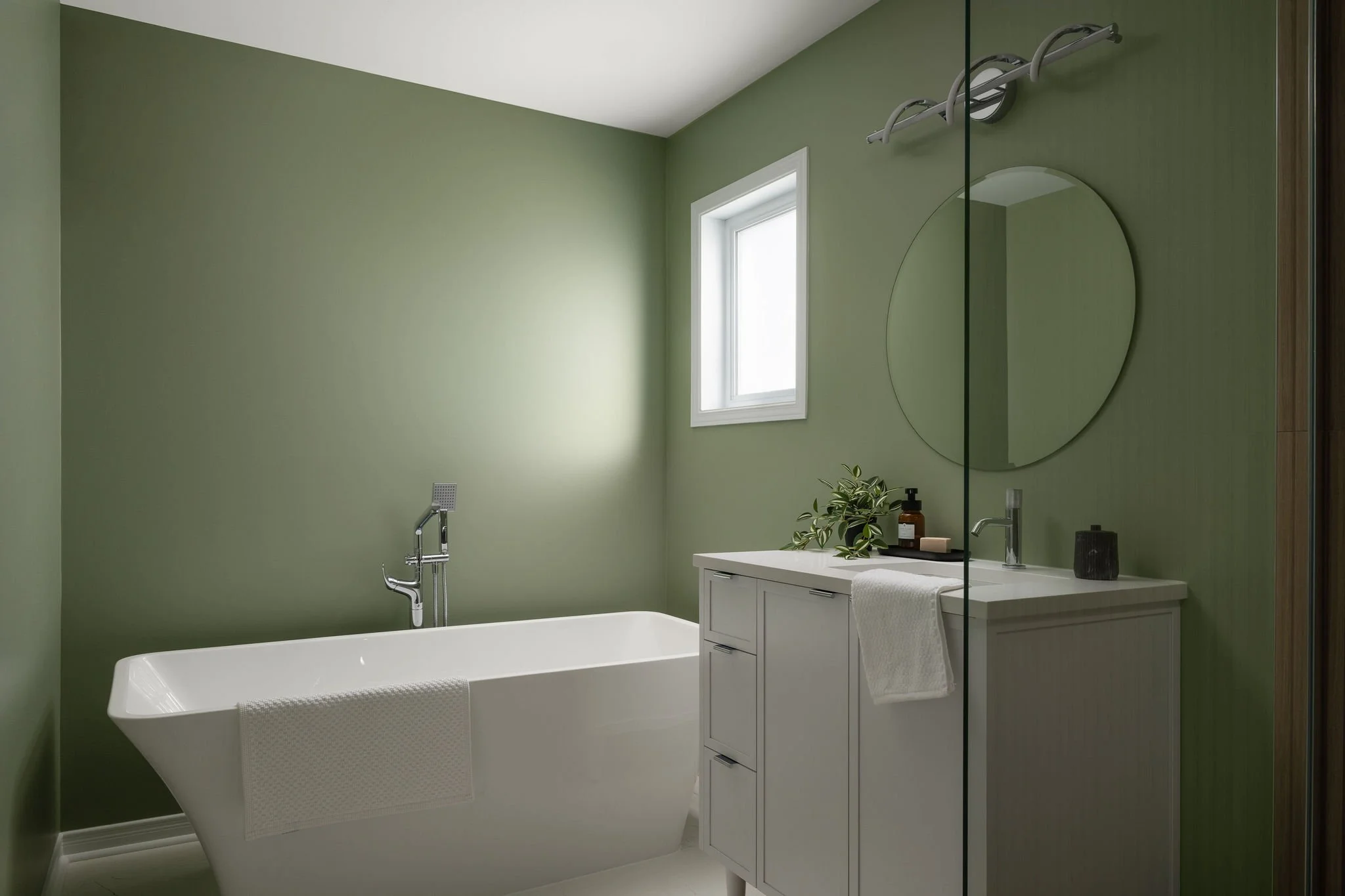 Aylmer Bathroom_6.jpg