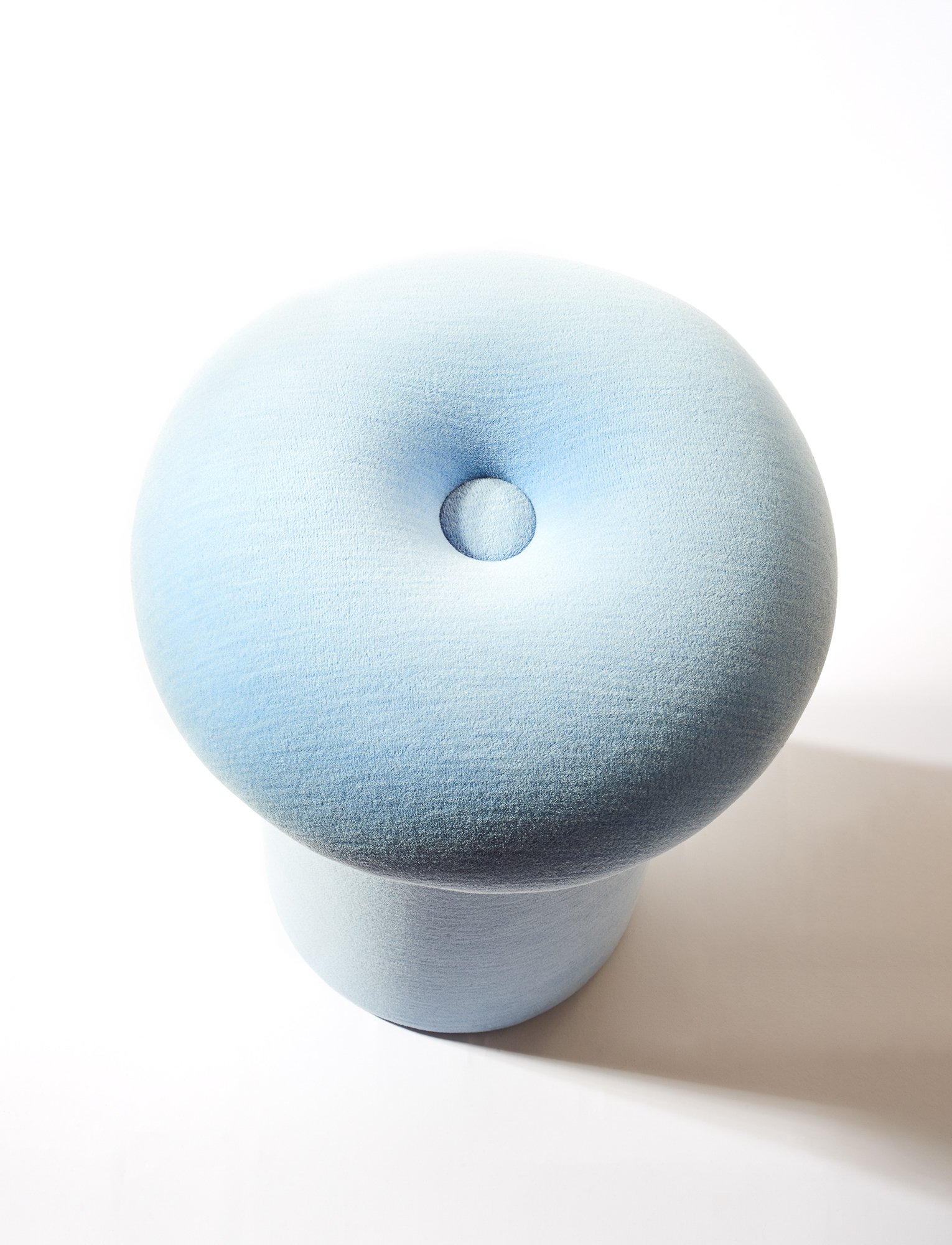 Souffle Stool Soft — Detail Shot 1 - Ourse.jpg