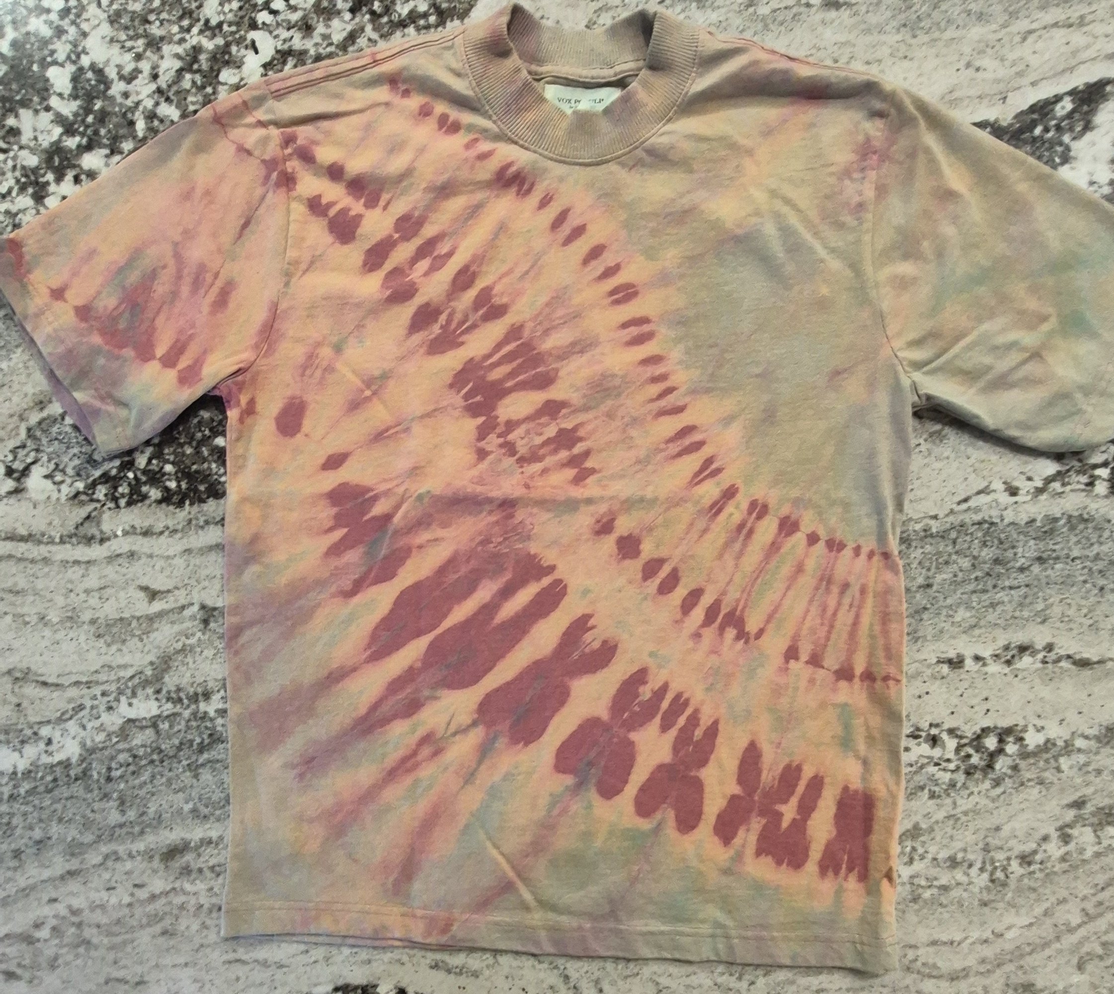 1 OF 1 TIDE DYE HEAVY T-SHIRT MED.