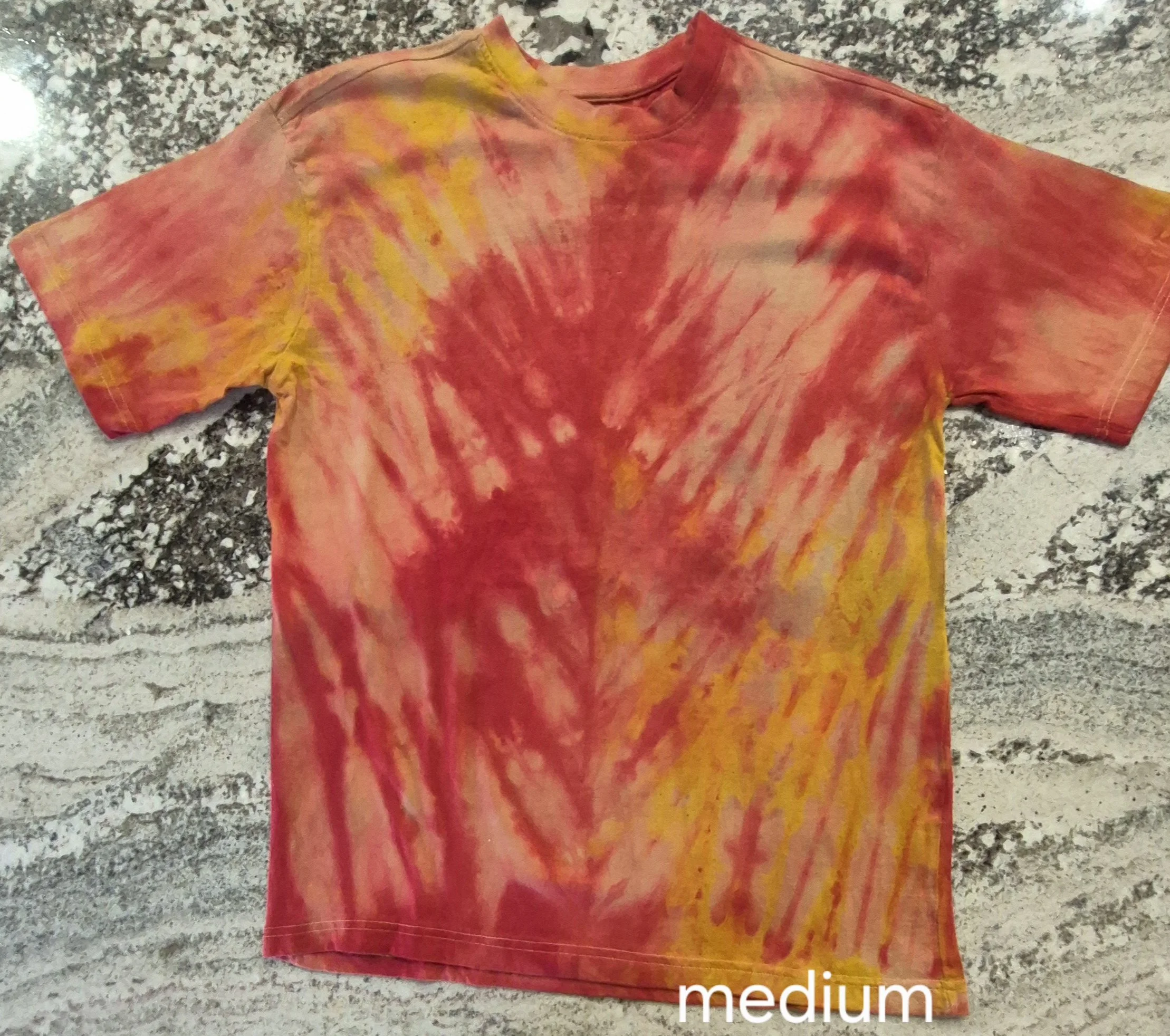 1 of 1 TIDE DYE T-SHIRT MED.