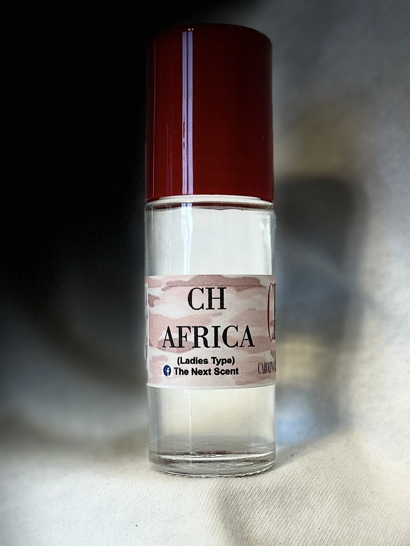 Carolina Herrera: Africa (L) Type