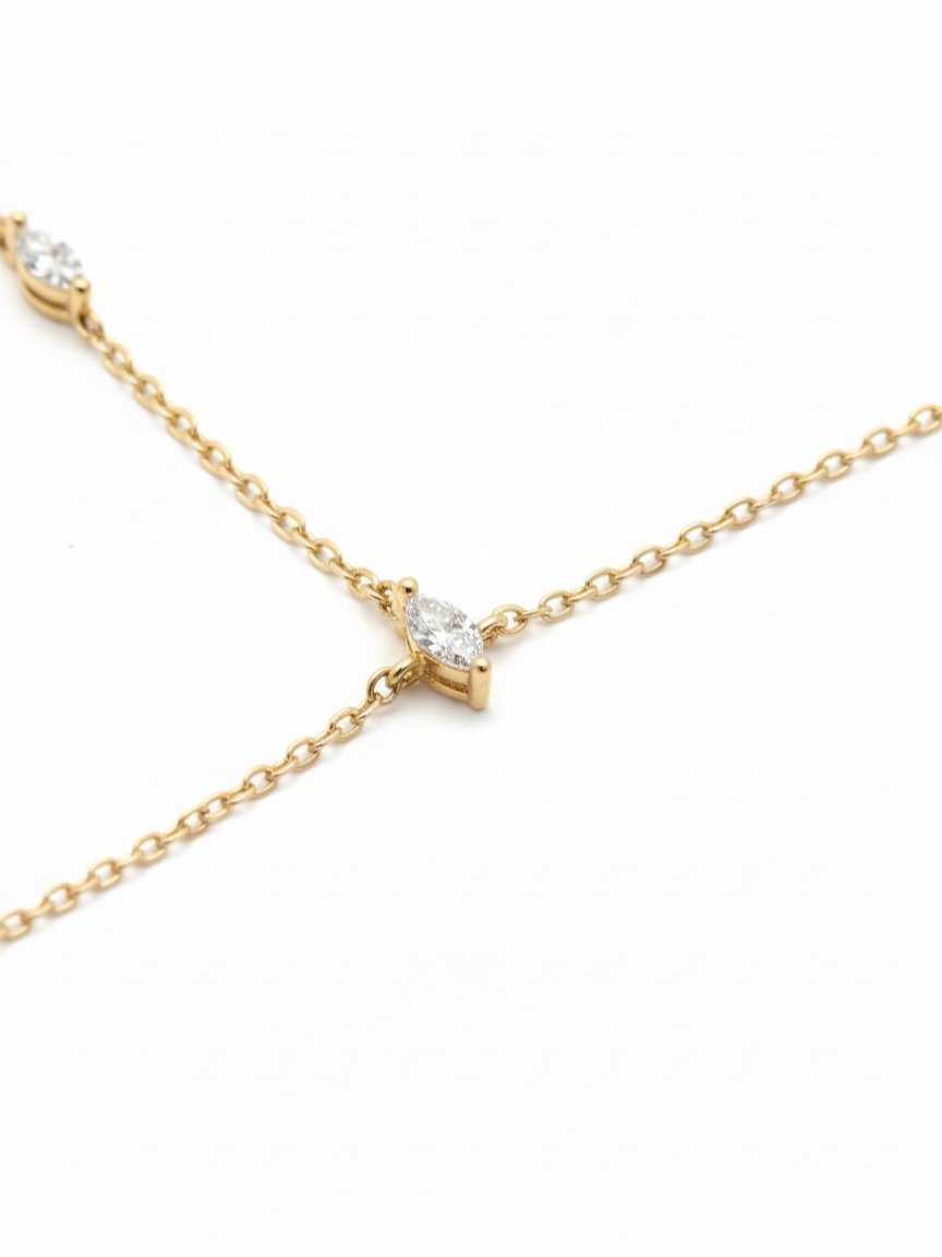 THE MARQUISE HAND CHAIN: 925 sterling silver and 18K gold plated with three zirconia in marquise shape. Waterproof and lightweight. Perfect for everyday and occasionwear. 

Available at the pop-up and on our website. 

Any sold-out items will be avai