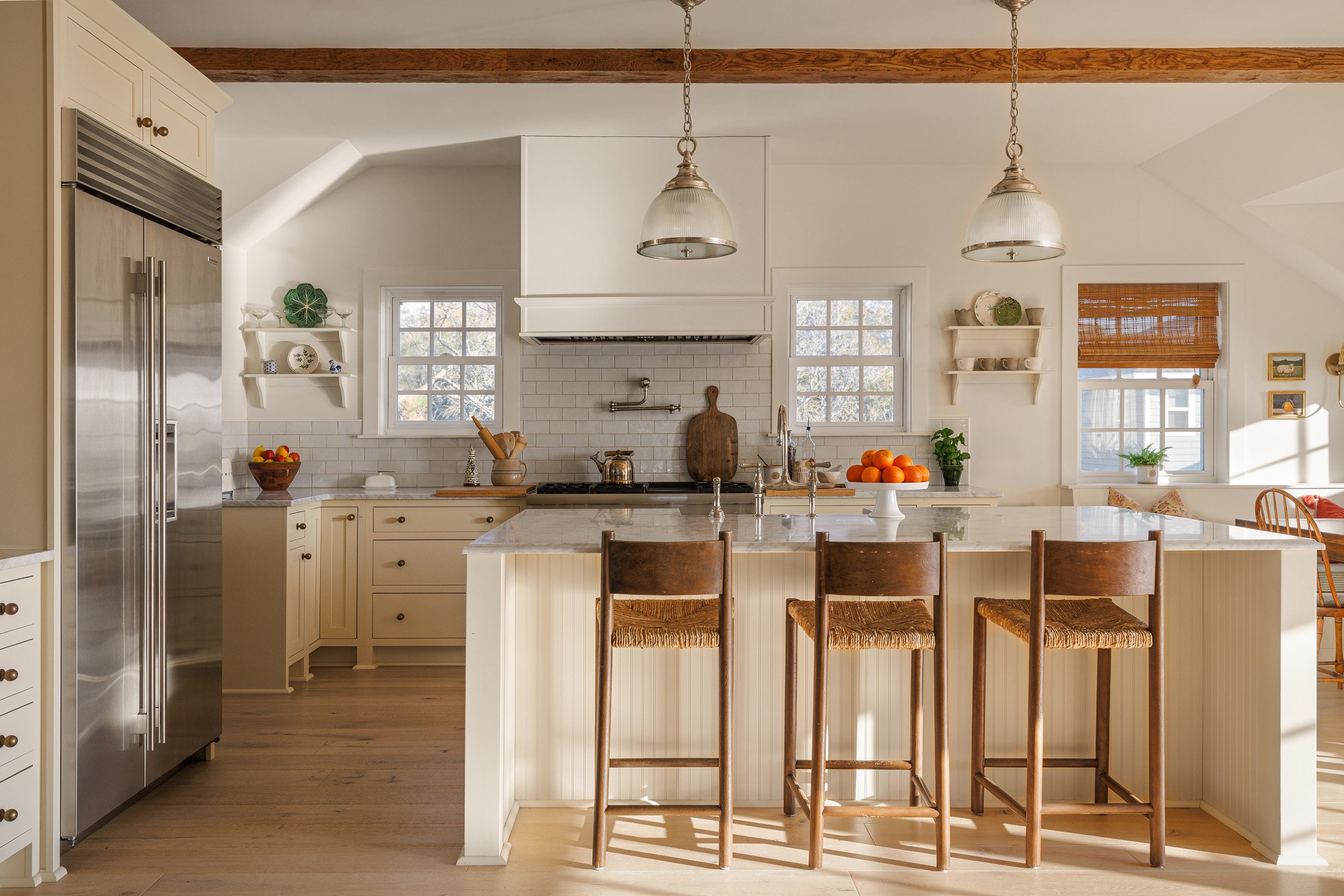 Had the opportunity to photograph this personal home last weekend for an up-and-coming interior designer in Kitty Hawk, NC.

Designed by Lisa Jorfald