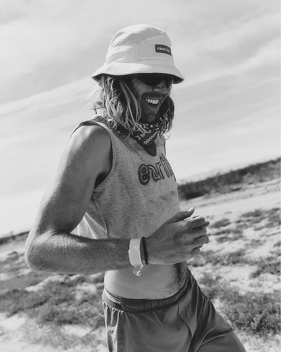 We created a brand campaign for Brooks Bash, founder of Earthy energy. Supplements, health, wellness brand.