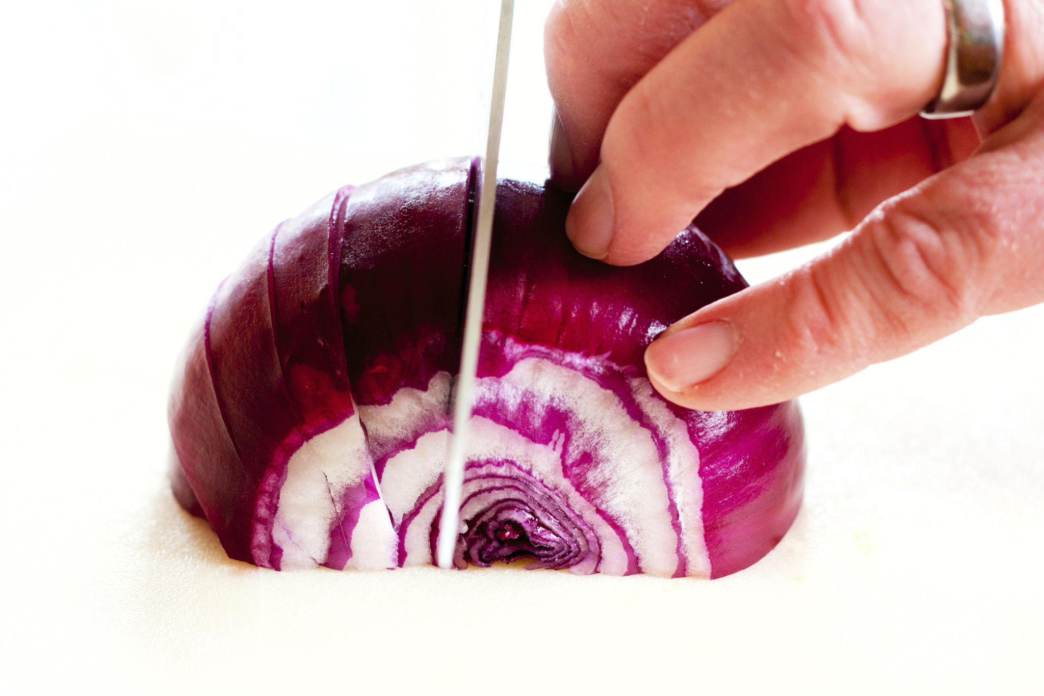 Knife Craft:How Cutting Changes the Way Food Cooks