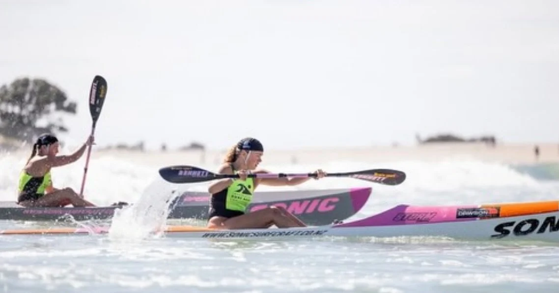 A couple of young guns paired with the best Bennett Paddles X @sonicsurfcraft 🌸🧡 #bennettnz #bennettpaddles