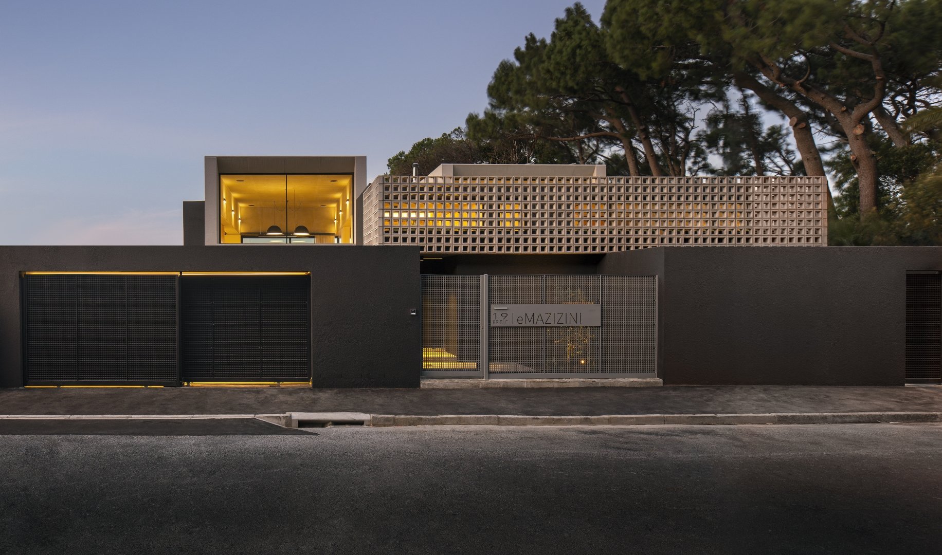 19 Bridle Road